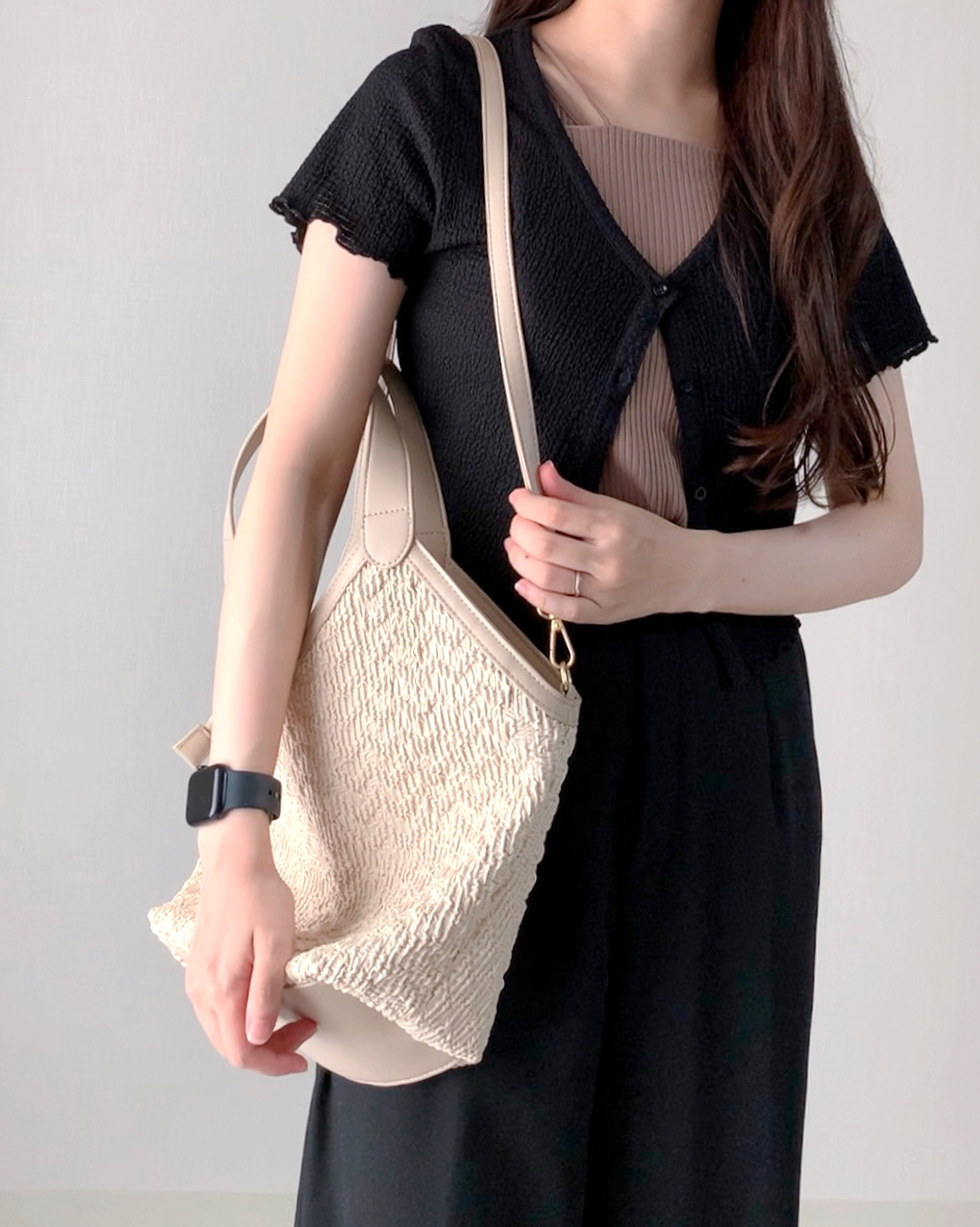 しまむらのおすすめファッションアイテム「YOエンボス2WAY」