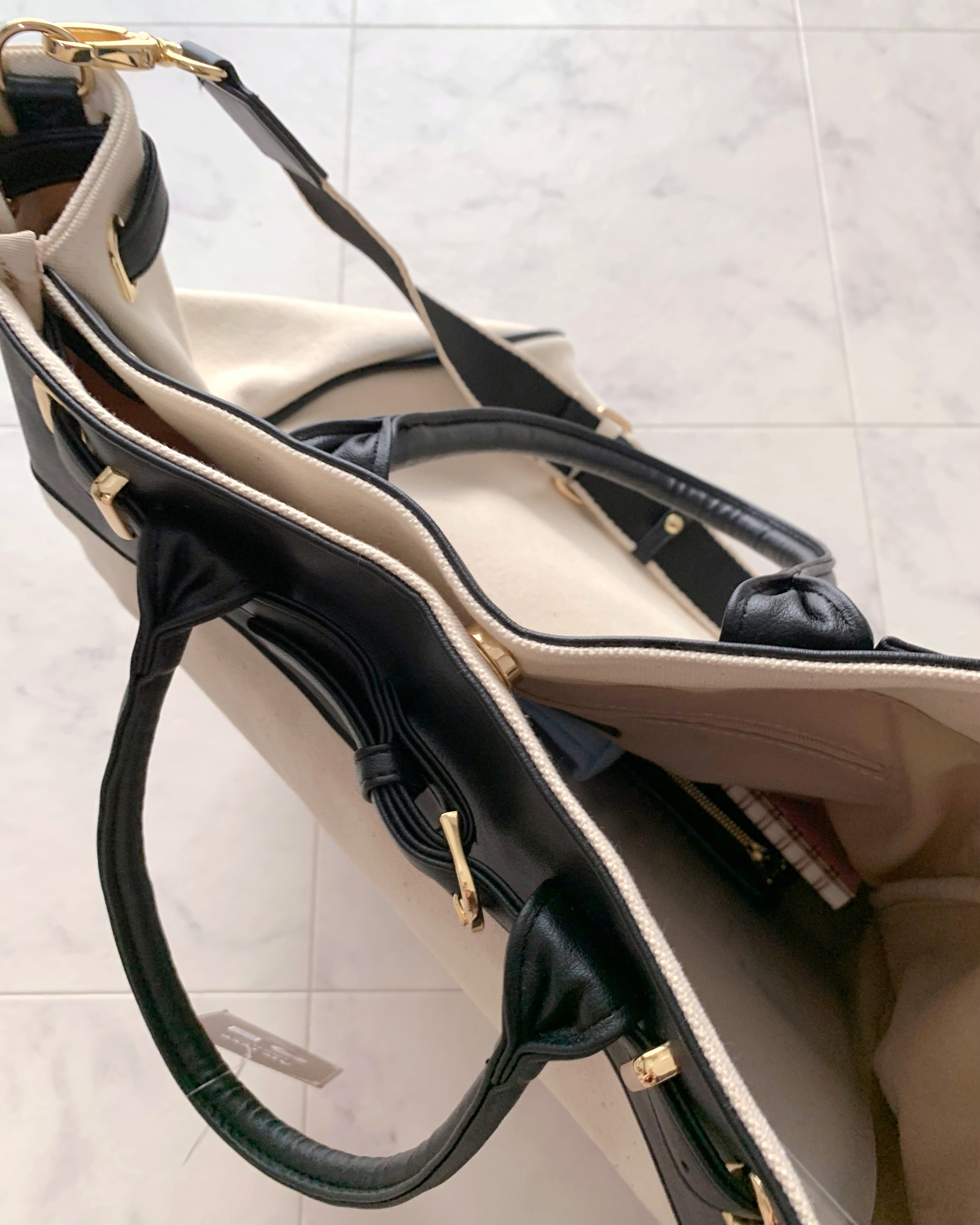 しまむらのおすすめファッションアイテム「CCハッスイキャンバスTT」