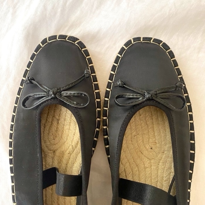 ZARA（ザラ）のおすすめファッションアイテム「リボン トップステッチ エスパドリーユ」