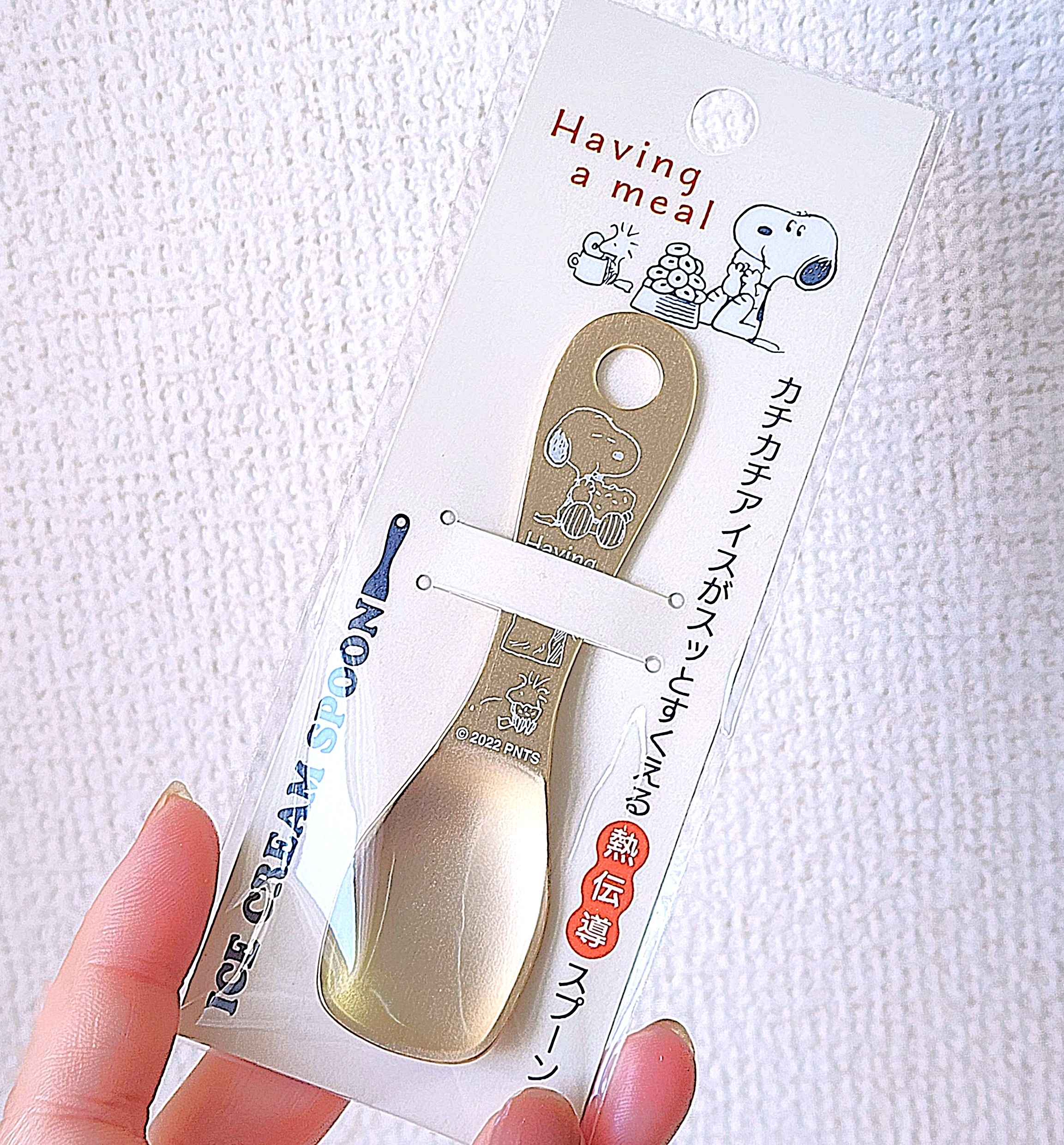 ニトリのおすすめスヌーピー雑貨「【デコホーム商品】アイスクリームスプーン(スヌーピー yum GO)」