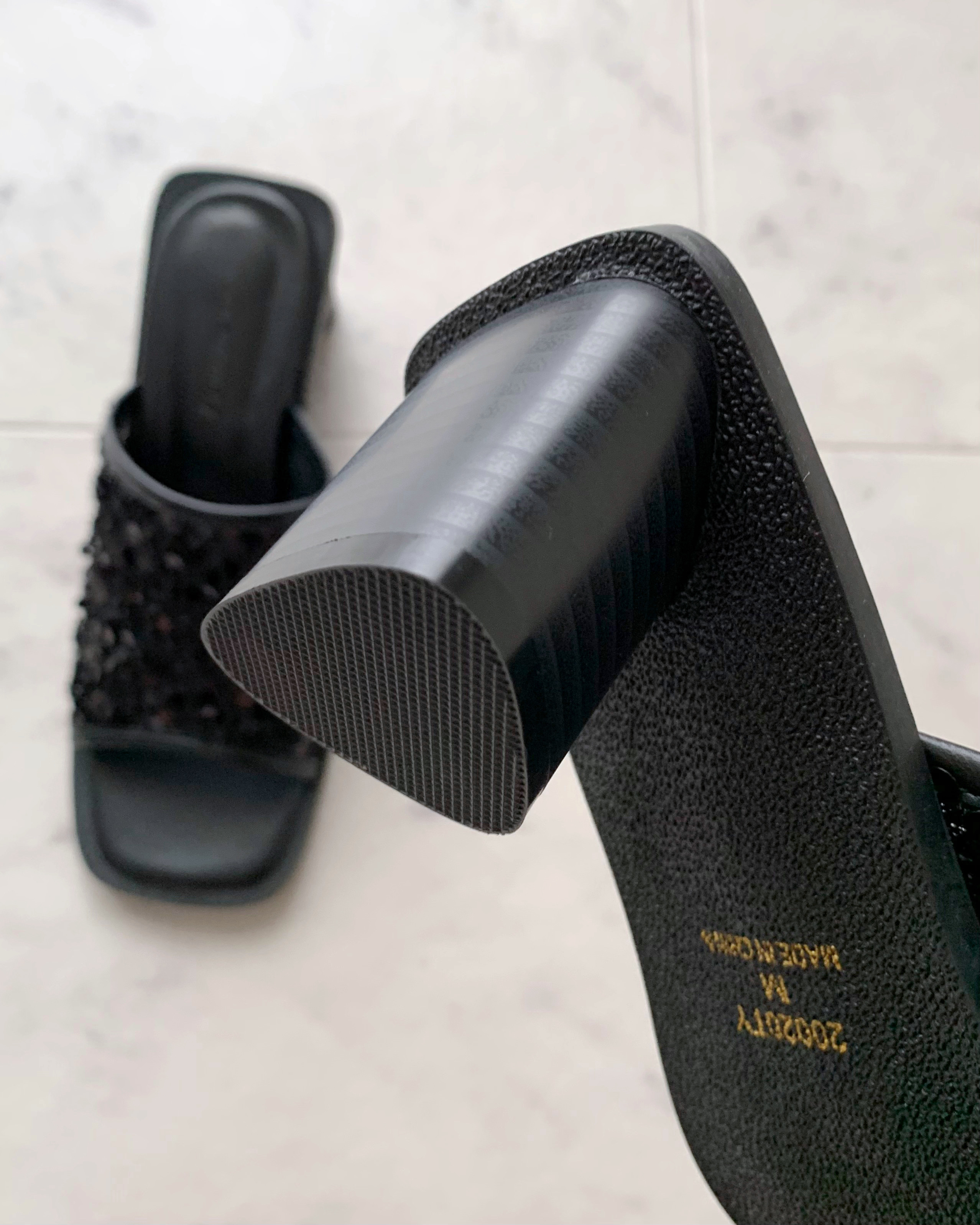 しまむらのオススメのサンダル「TT＊TYスパンコールMU」