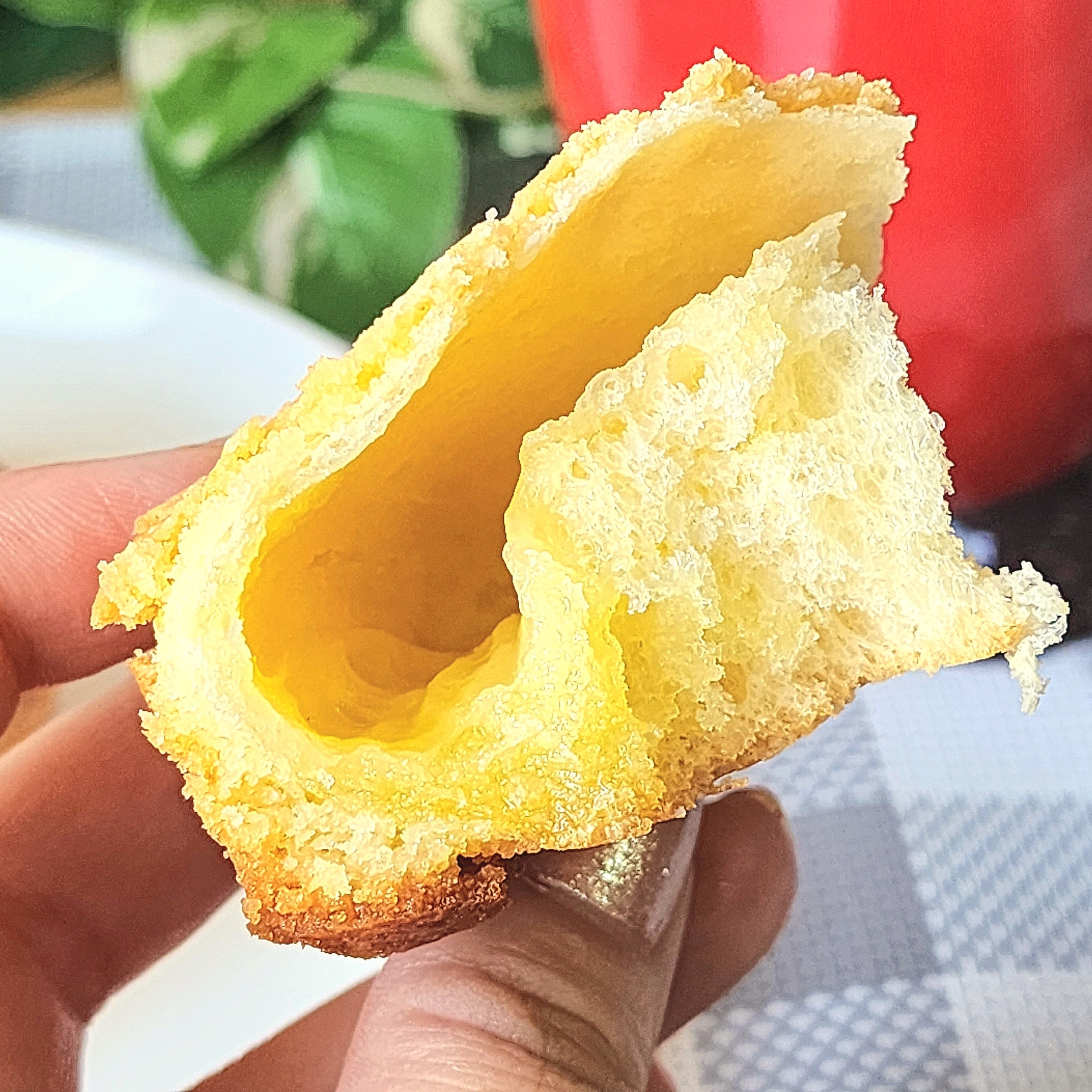 LAWSON(ローソン)のおすすめパン「じゅわバタ塩メロンパン」