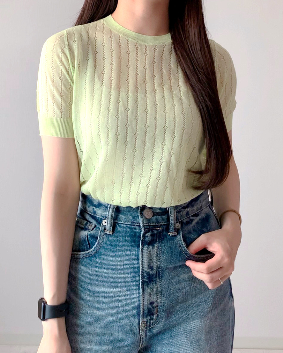 ZARAのオススメのトップス「オープンワーク ファインニット トップス」