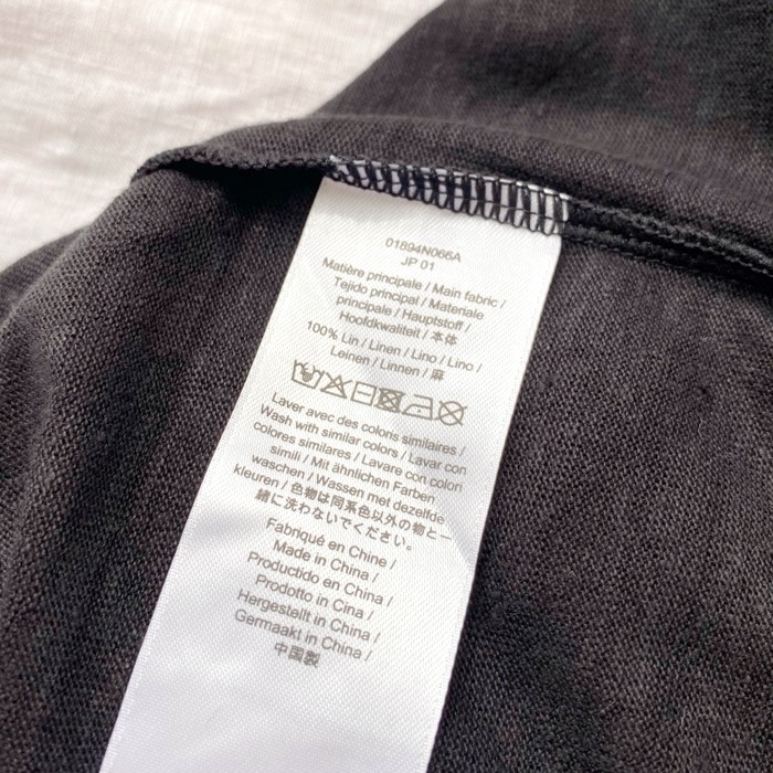 UNIQLO（ユニクロ）のおすすめトップス「リネンクルーネックT」