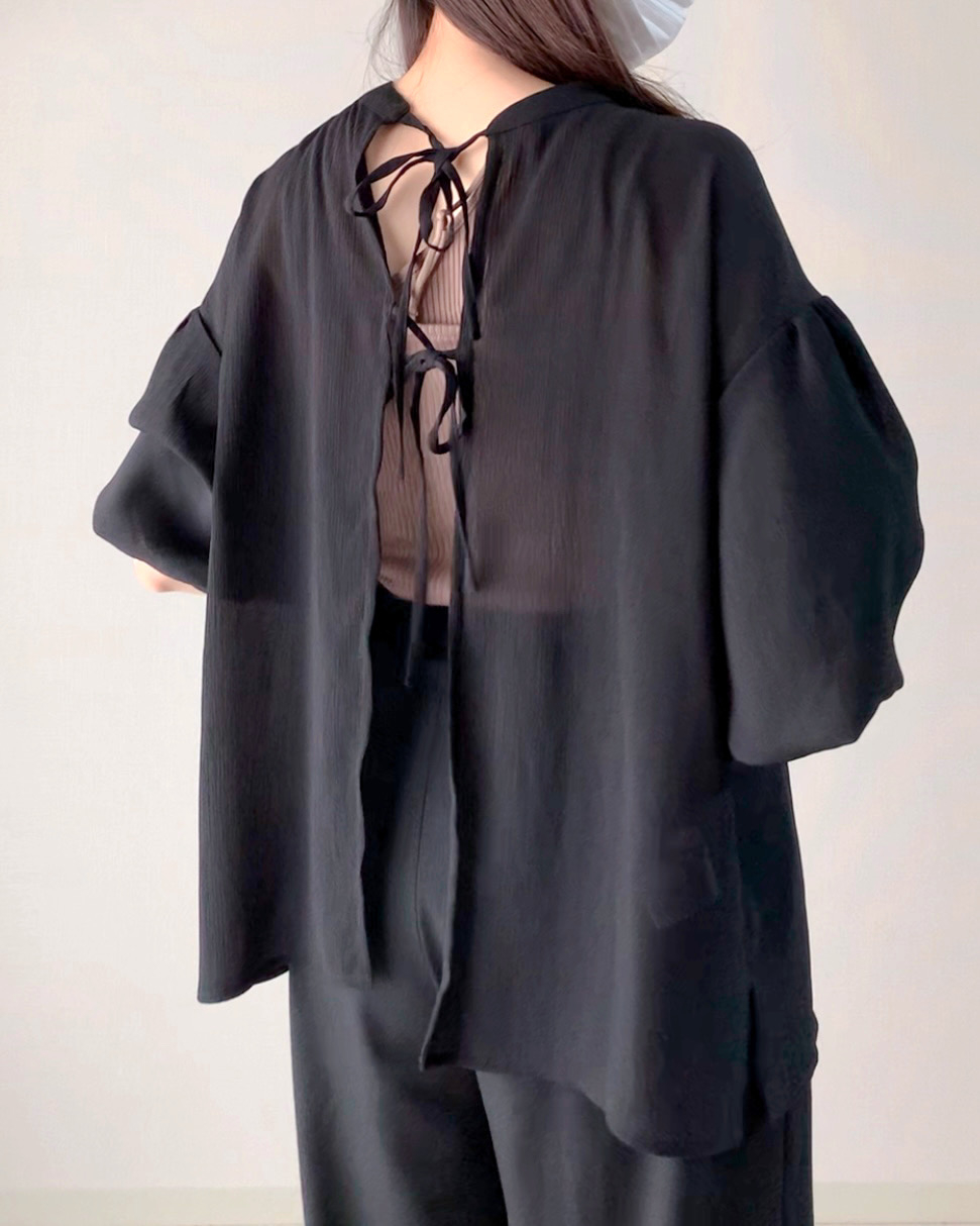 しまむらのおすすめファッションアイテム「KOKバルーンスリーブBL」