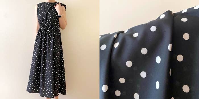 GU（ジーユー）のおすすめファッションアイテム「ドットプリントワンピース（ノースリーブ）Z」