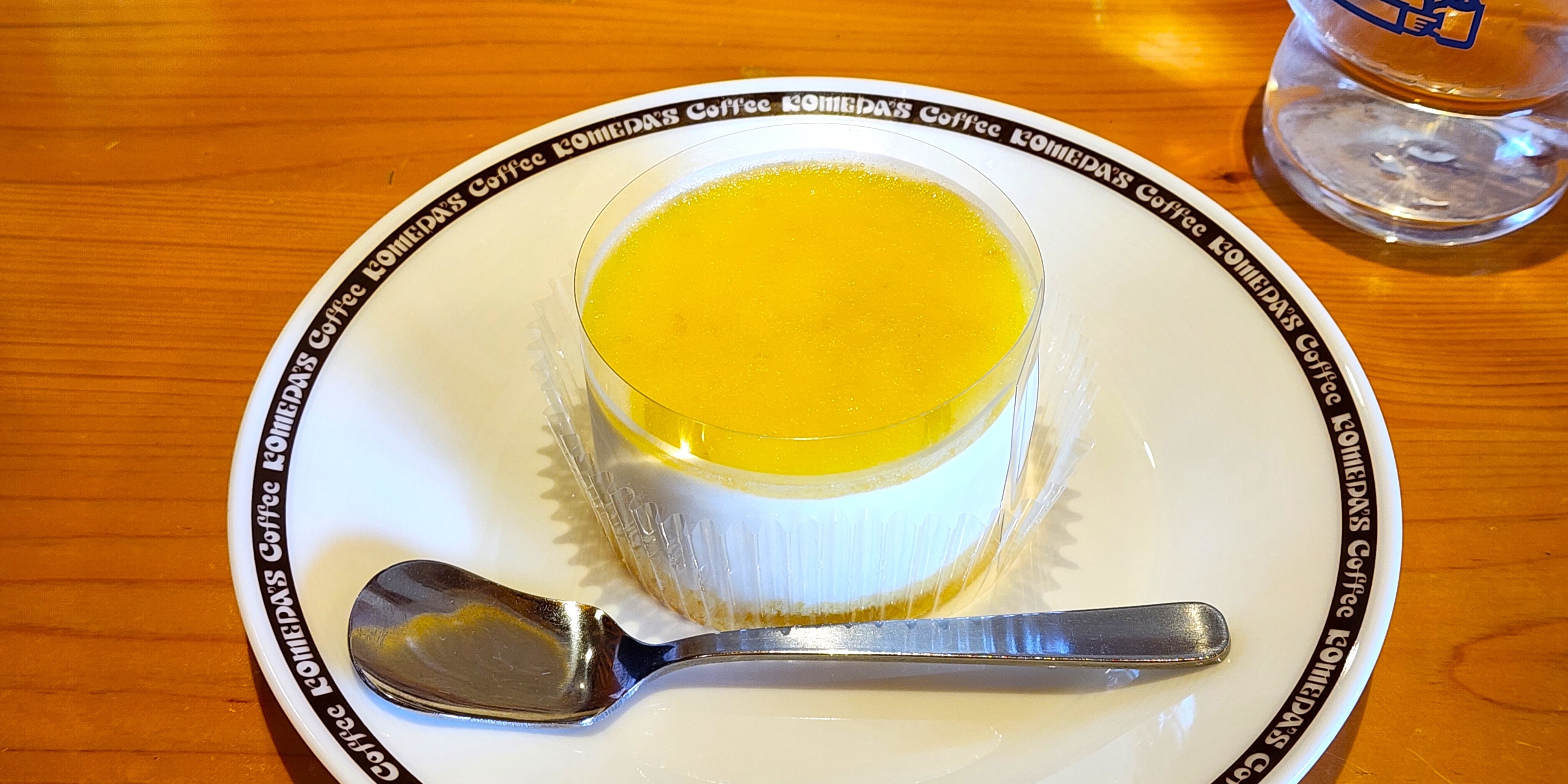 コメダ珈琲店のおすすめスイーツ「すずむレモンチーズ」