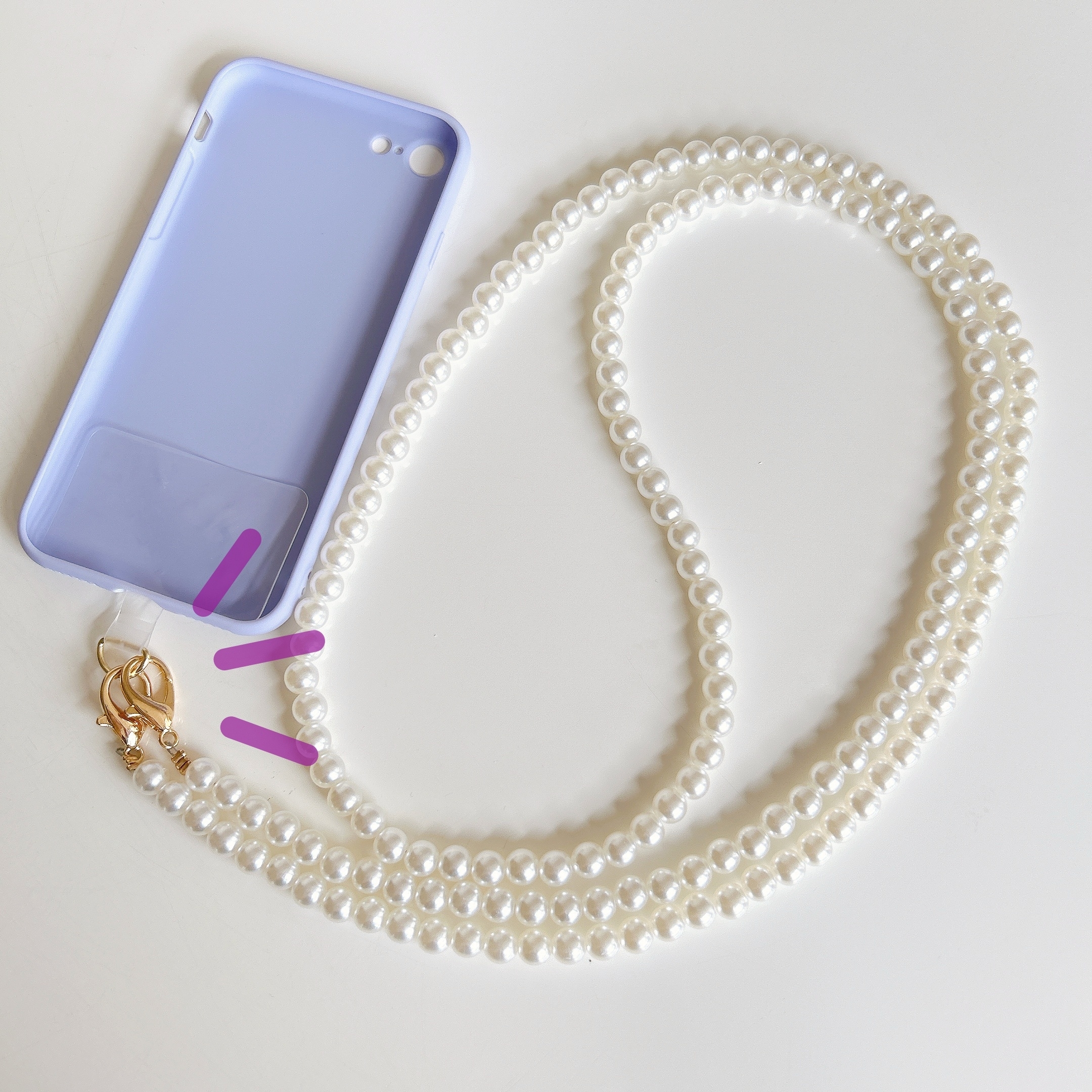 DAISO(ダイソー)のおすすめモバイルアクセサリー「モバイルチェーン(パール調、120cm)」