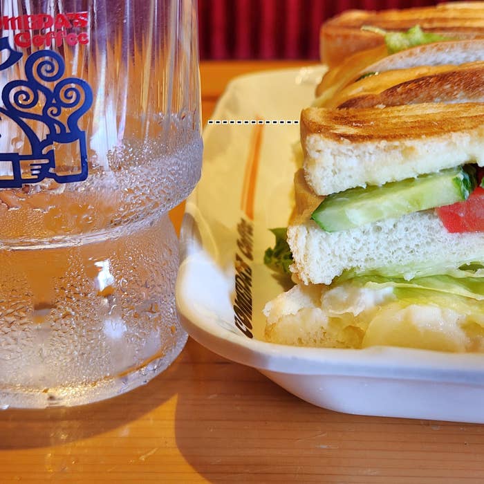 コメダ珈琲店のおすすめフード「ポテサラトースト」