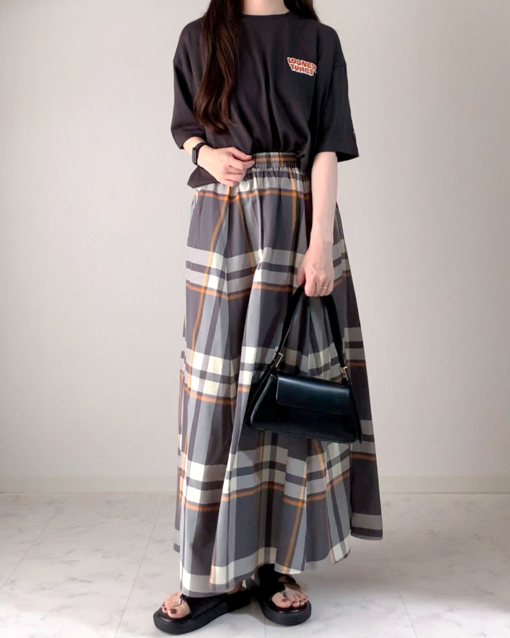 しまむらのおすすめファッションアイテム「LD*LTバック5ニンT」のコーディネート