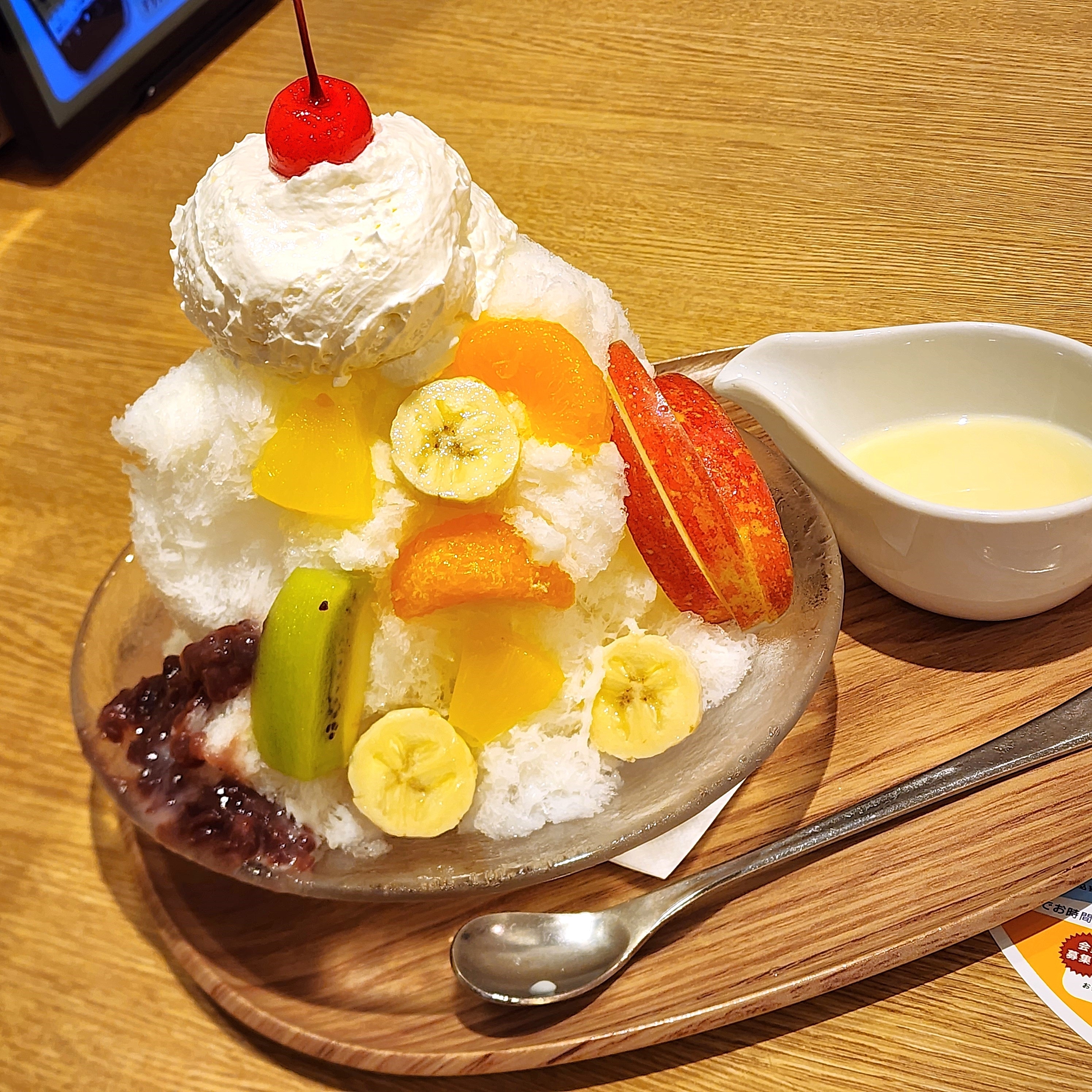 ココスのおすすめスイーツ「純氷ふわふわかき氷しろくま」