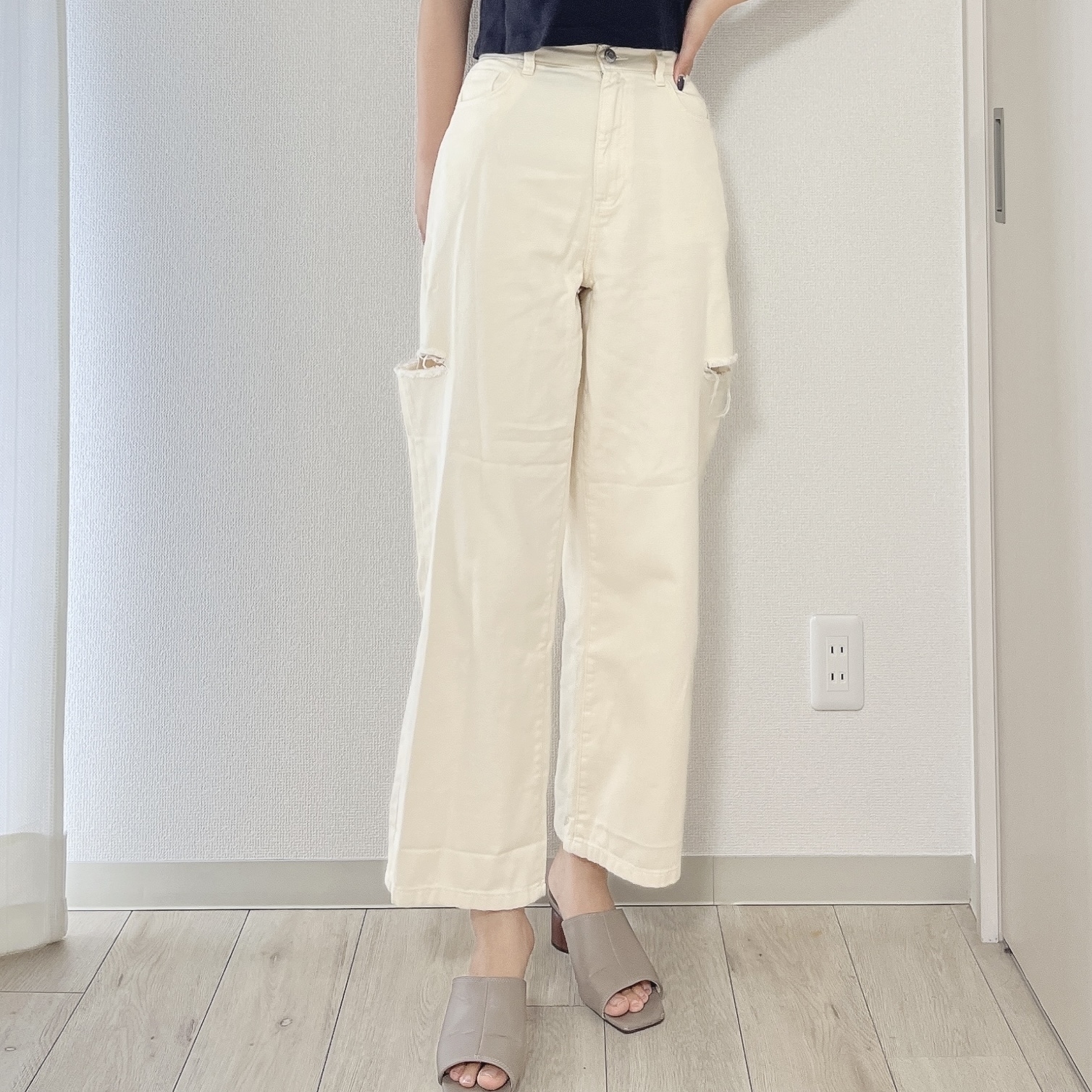 Honeys（ハニーズ）のおすすめアイテム「ダメージデニムパンツ」