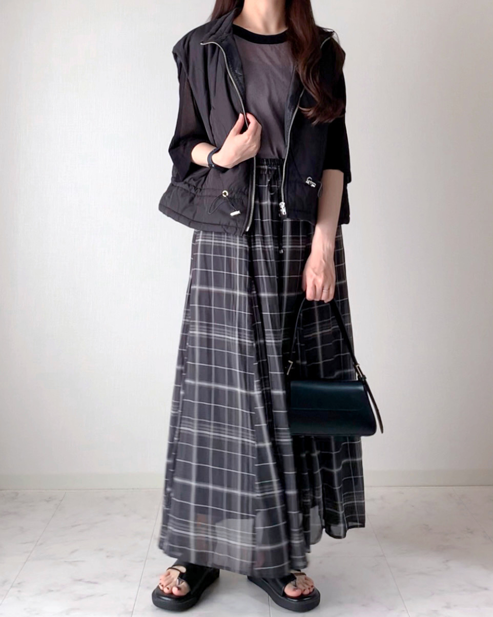 しまむらのおすすめトップス「TNKソデハイショクシアPO」