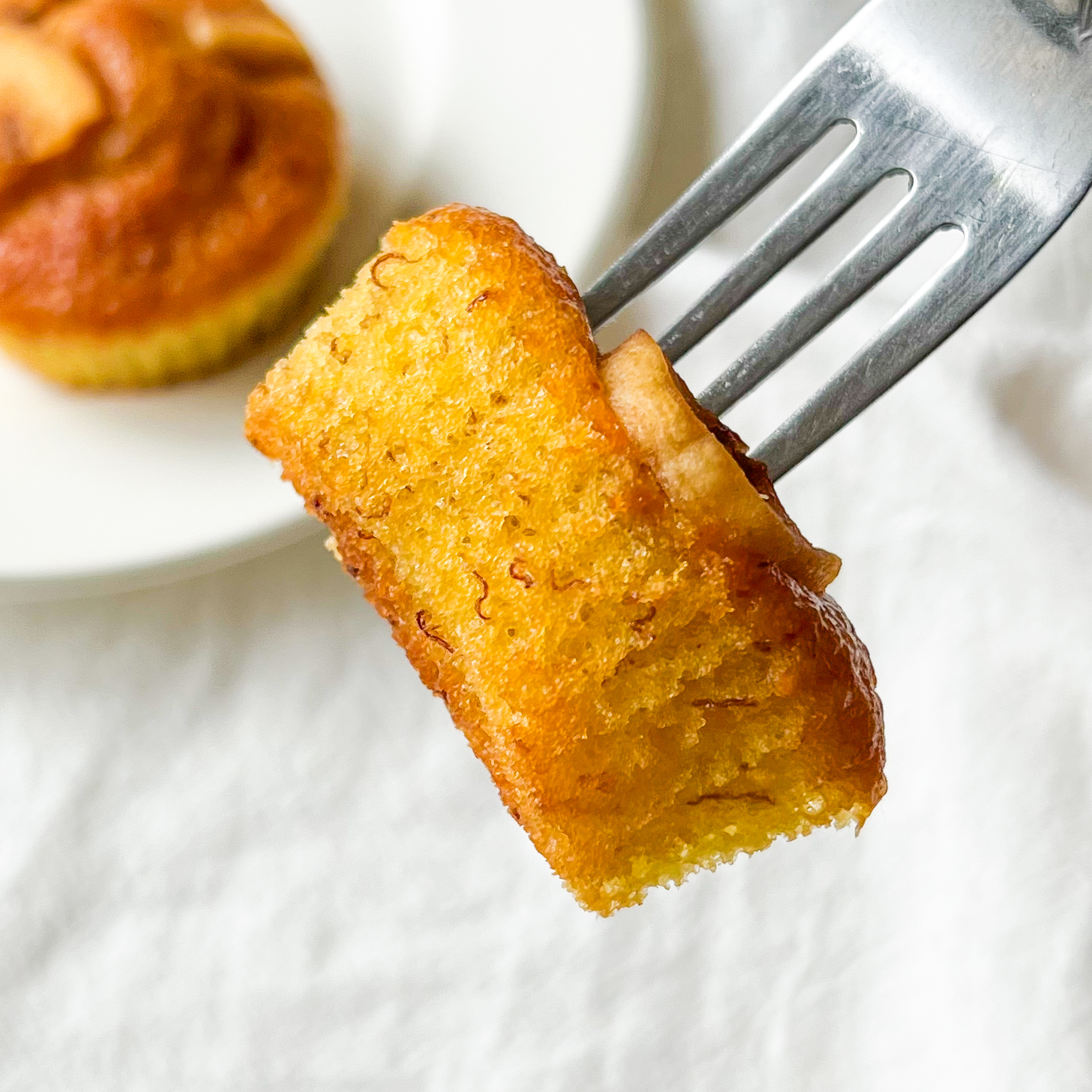 セブン-イレブンのおすすめスイーツ「7プレミアム しっとりとしたバナナマフィン3個」