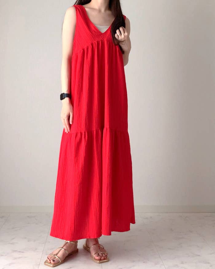 しまむらのおすすめファッションアイテム「ヨウリョウティアードOP」