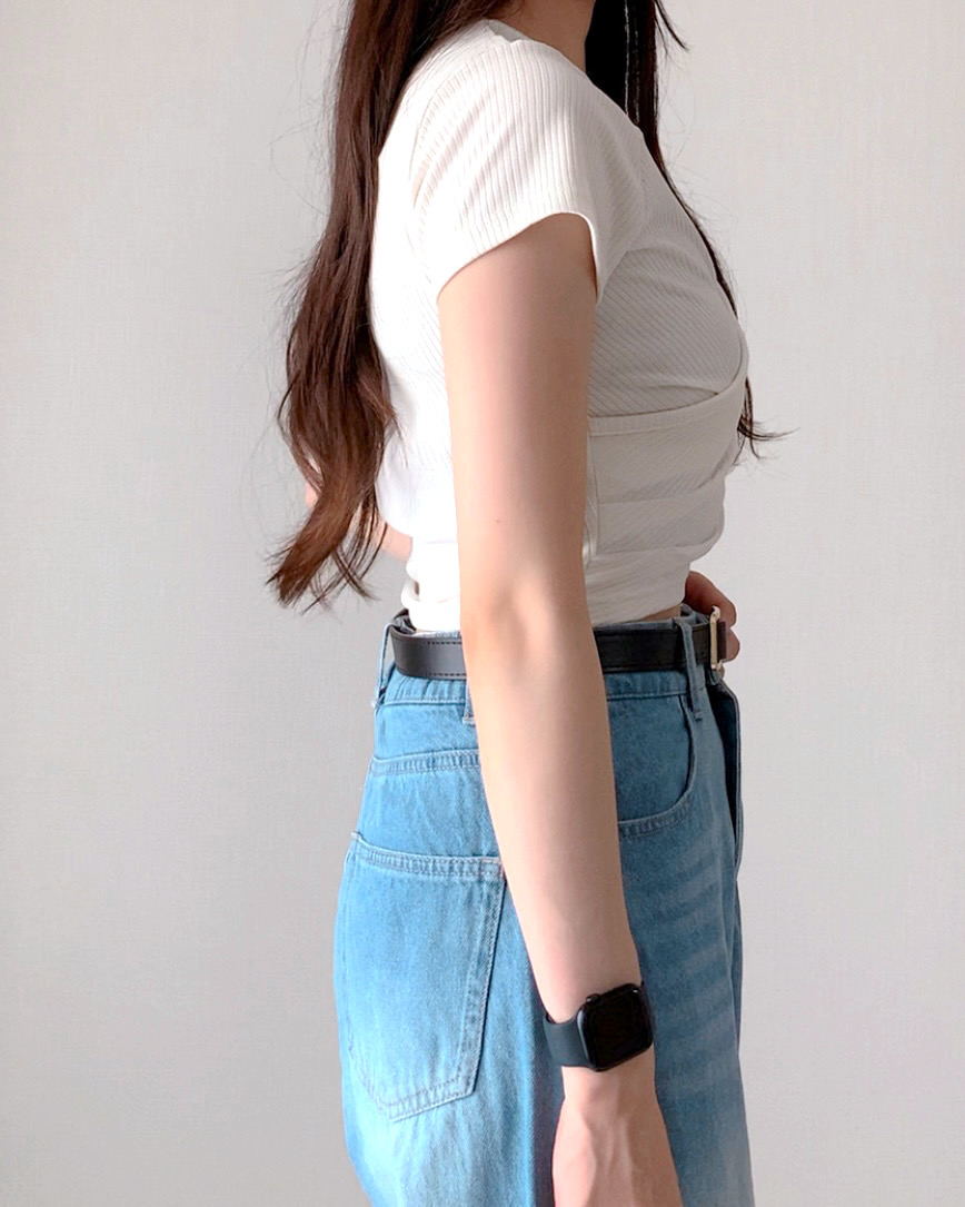 GU(ジーユー)のおすすめファッションアイテム「カシュクールT」