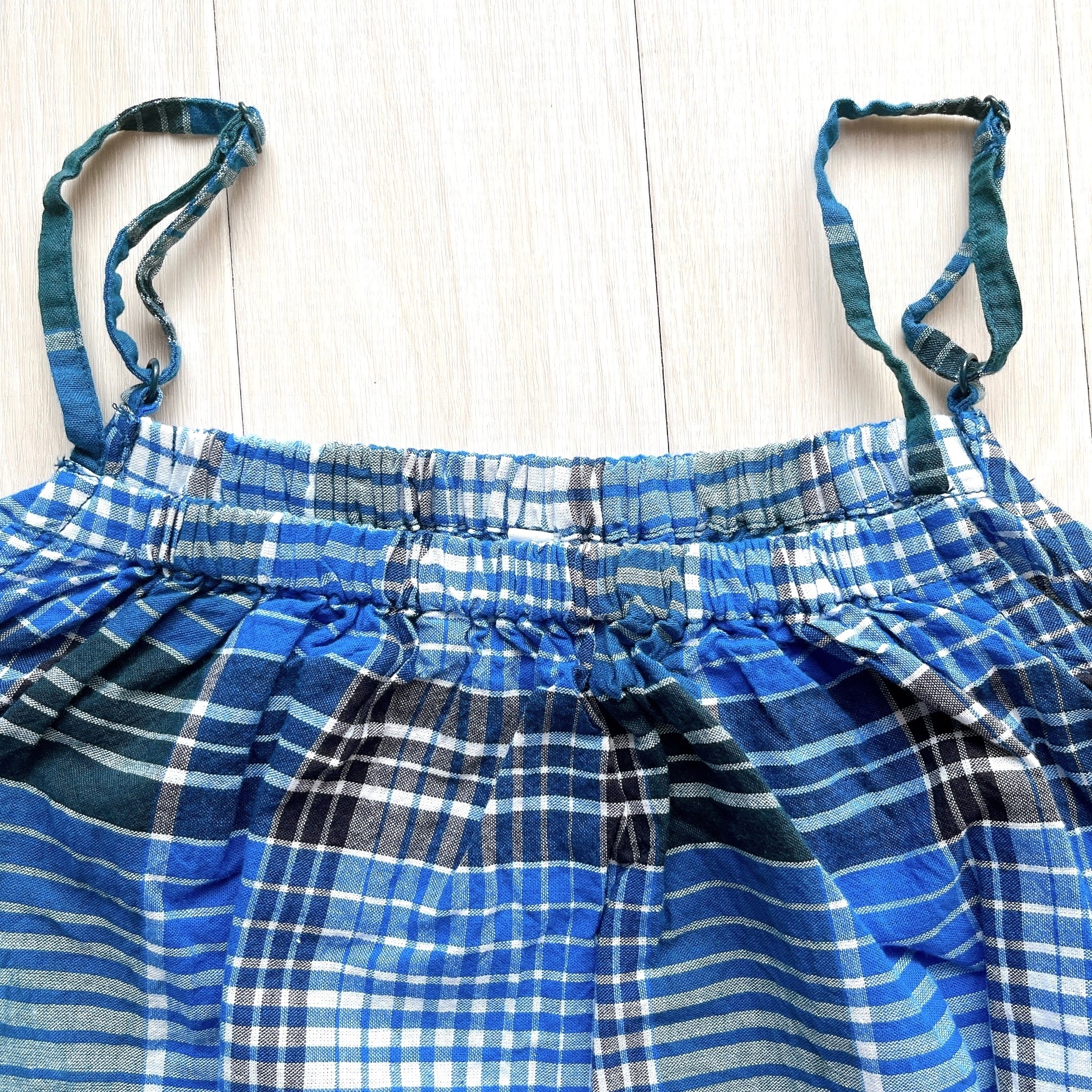 無印良品のオススメのワンピース「婦人 マドラスチェック キャミソールワンピース」