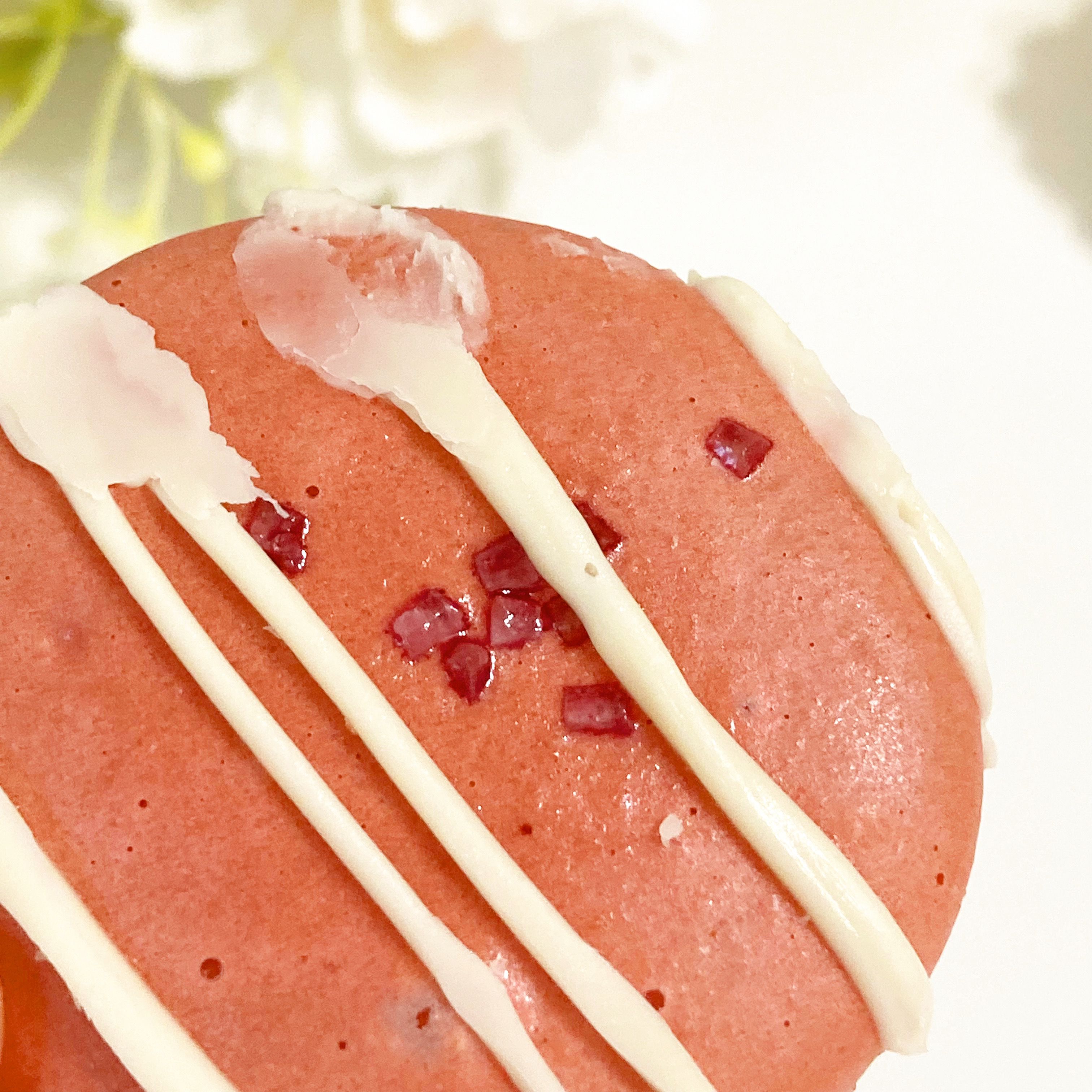 FamilyMart（ファミリーマート）のおすすめスイーツ「マカロンサンド いちごみるく」