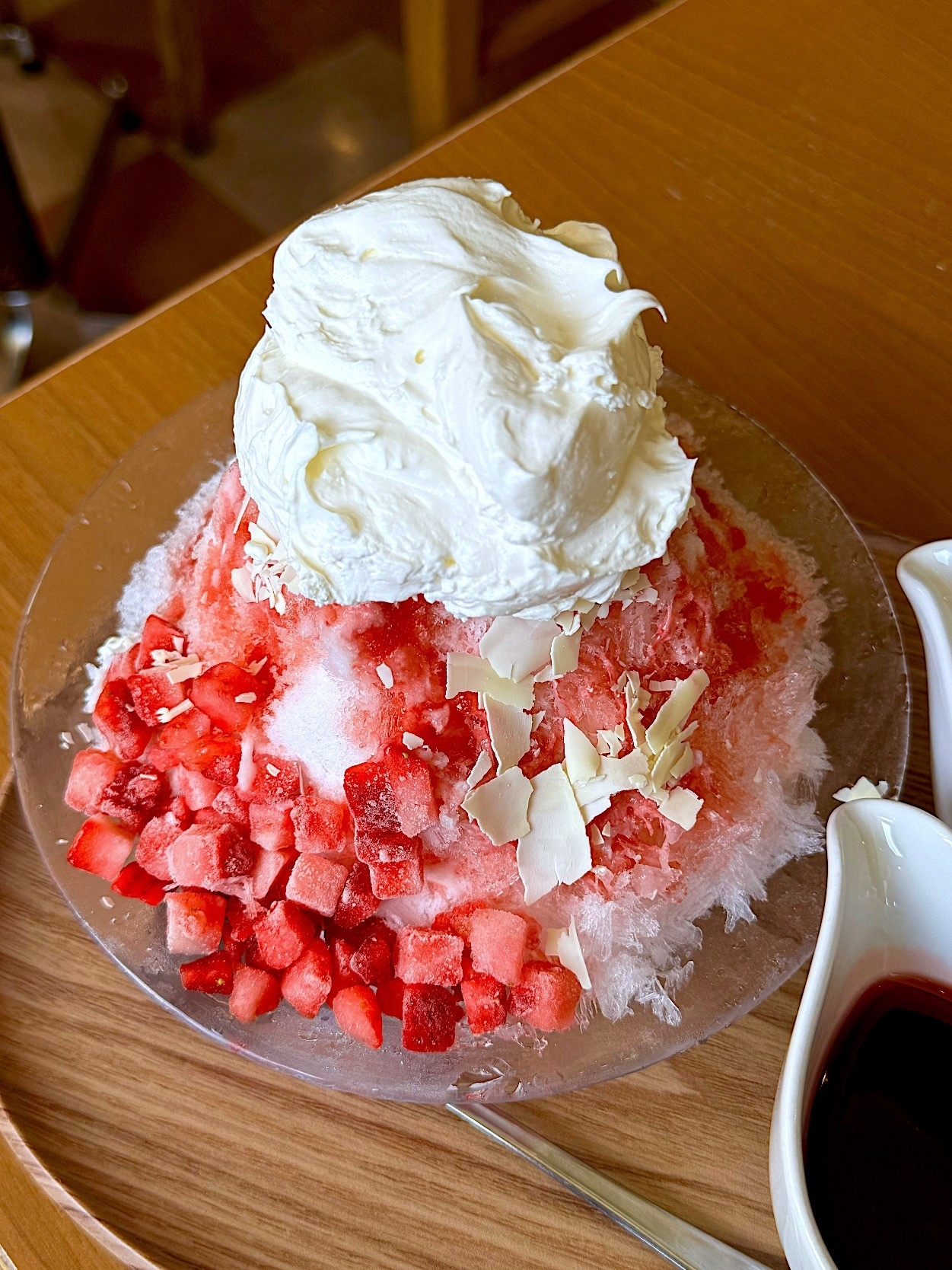 COCO'S(ココス)のおすすめスイーツ「ふわふわ純氷かき氷 いちご」