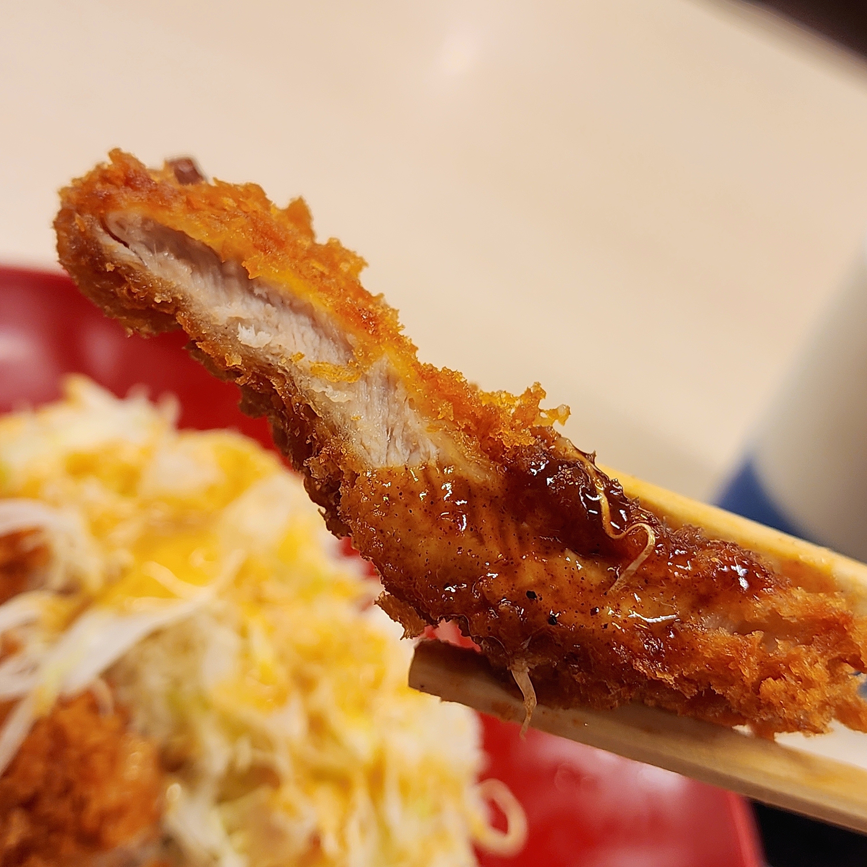 かつやのおすすめのメニュー「ダブルロースカツ定食」