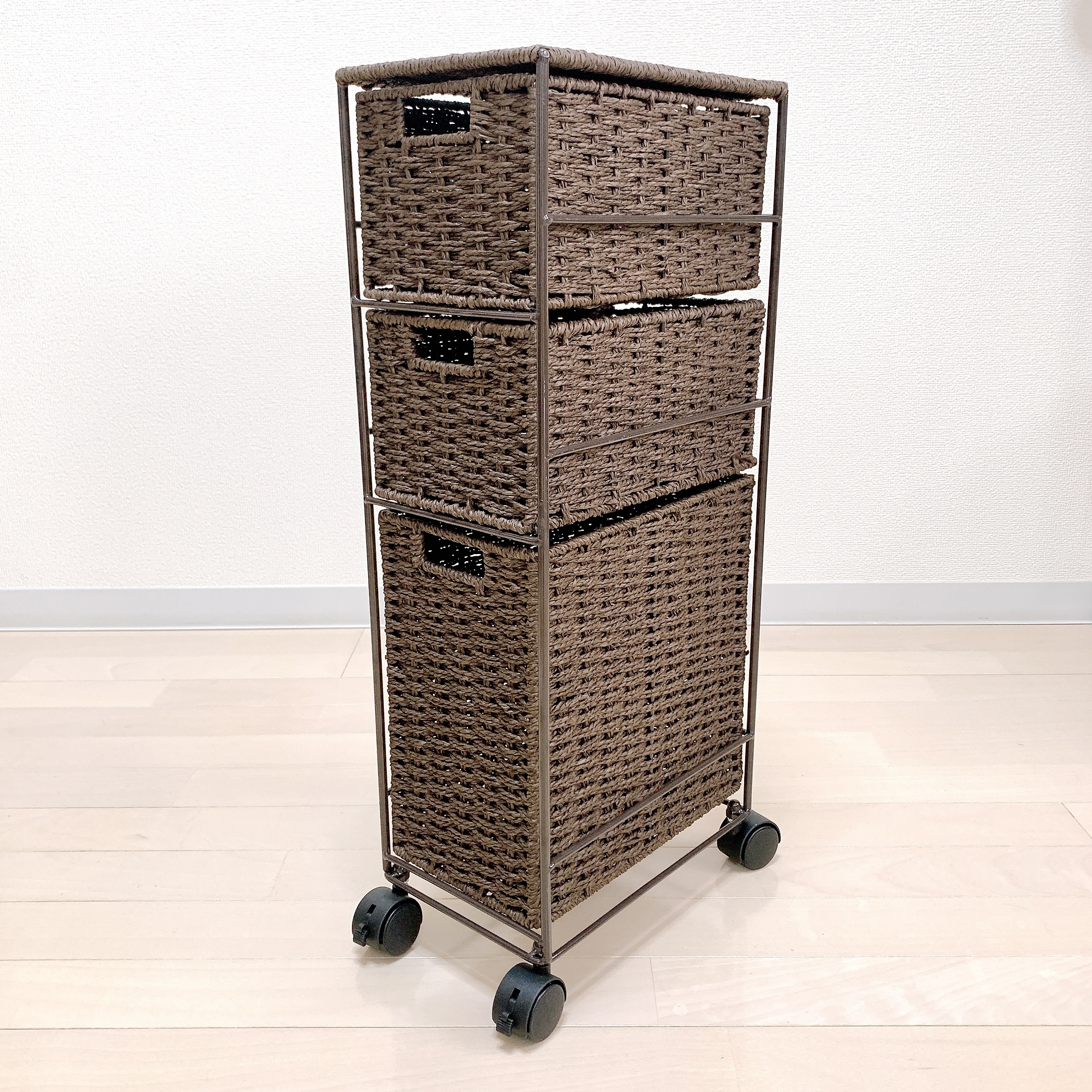 ニトリのおすすめの収納アイテム「スリムワゴン 3段 ライラ（DBR）」