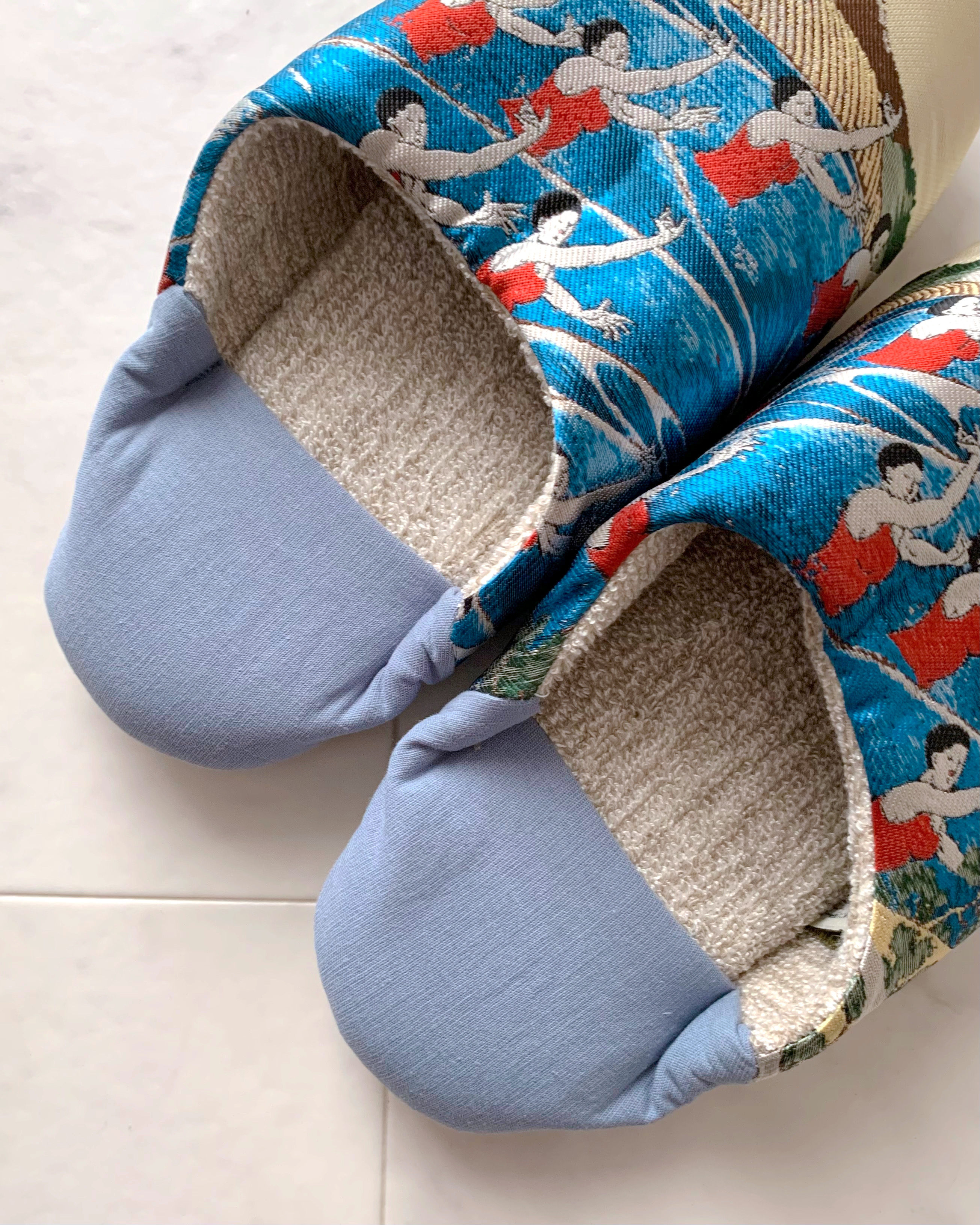 nikoand…（ニコアンド）のおすすめファッションアイテム「【しりあがり寿】コラボ ルームシューズ」