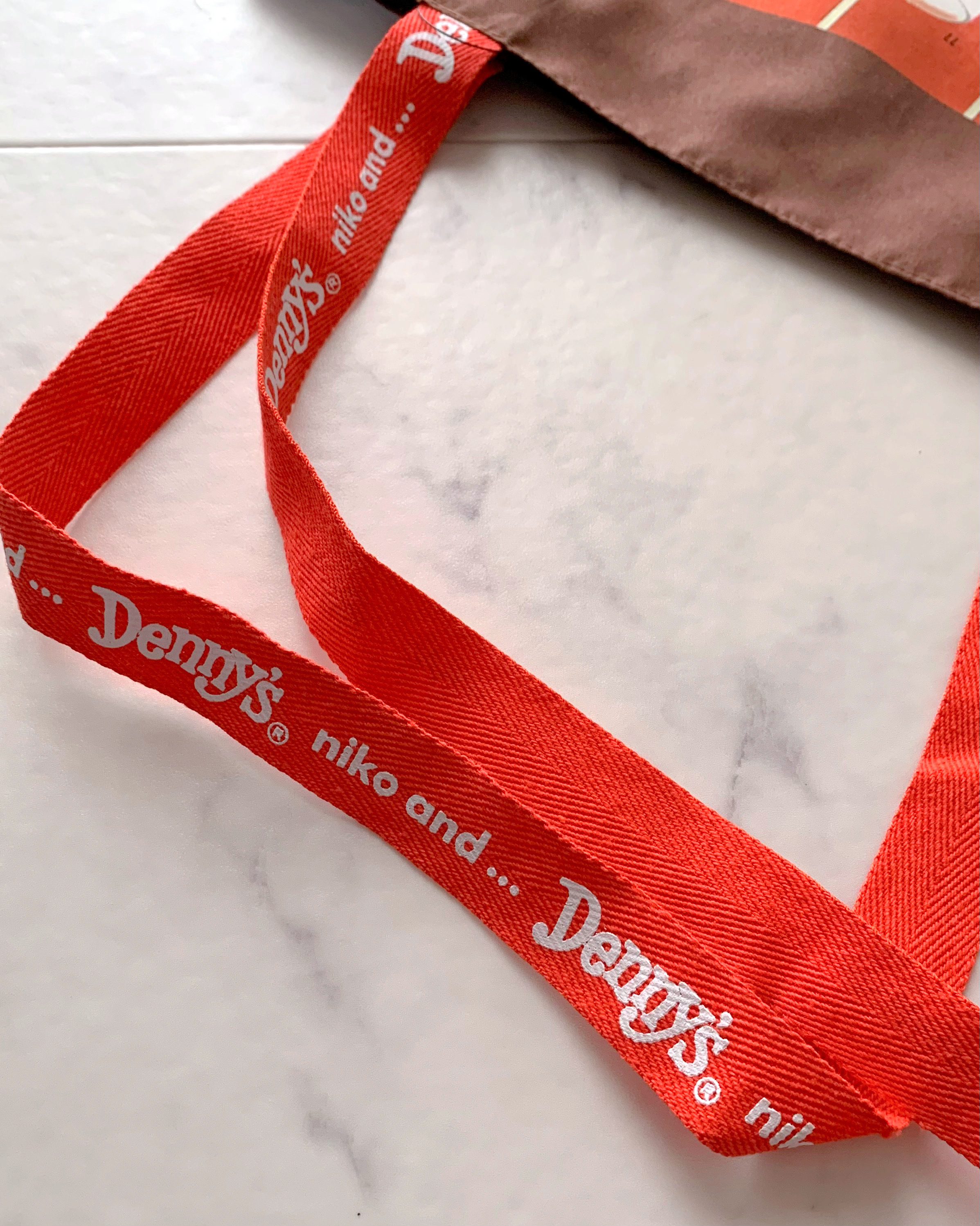 nikoand…（ニコアンド）のおすすめファッションアイテム「【デニーズ】コラボ トートバッグ」