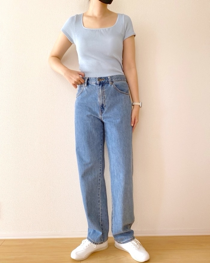 UNIQLO（ユニクロ）のおすすめファッションアイテム「リブスクエアネックブラT」のコーディネート