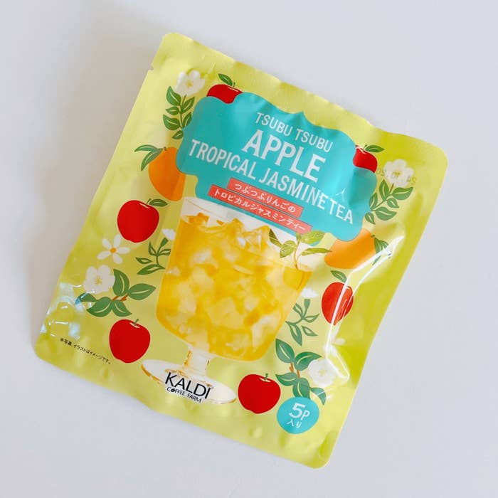 KALDI（カルディ）のおすすめドリンク「つぶつぶリンゴのトロピカルジャスミンティー」