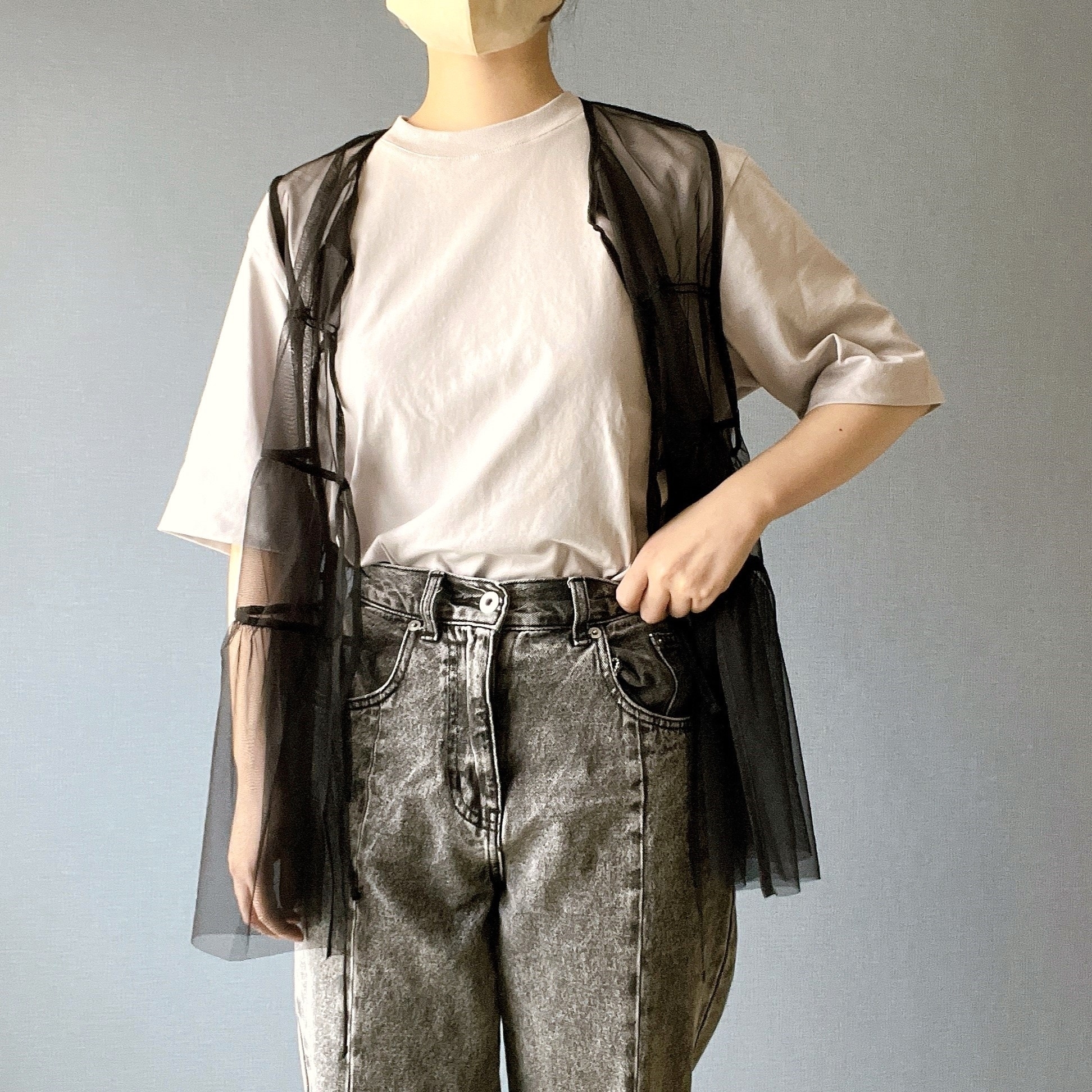 ニコアンドのオススメのトップス「チュールリボンベスト」