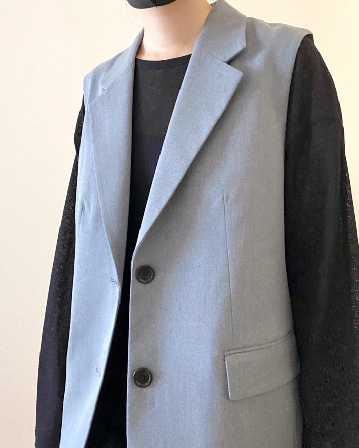 GU（ジーユー）のおすすめファッションアイテム「オーバーサイズテーラードベストZ」