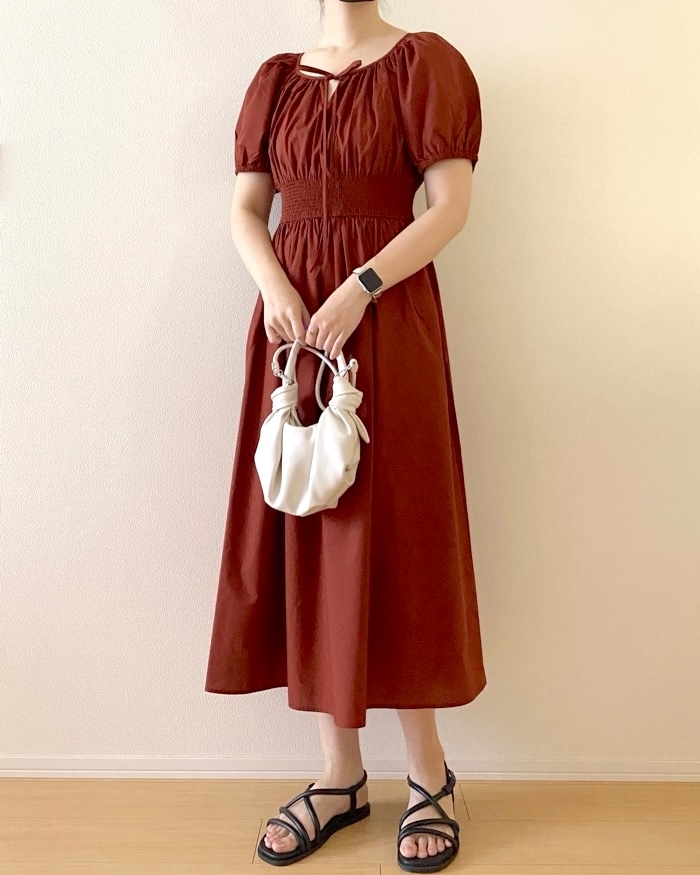 UNIQLO（ユニクロ）のおすすめファッションアイテム「ボリュームスリーブワンピース」のコーディネート