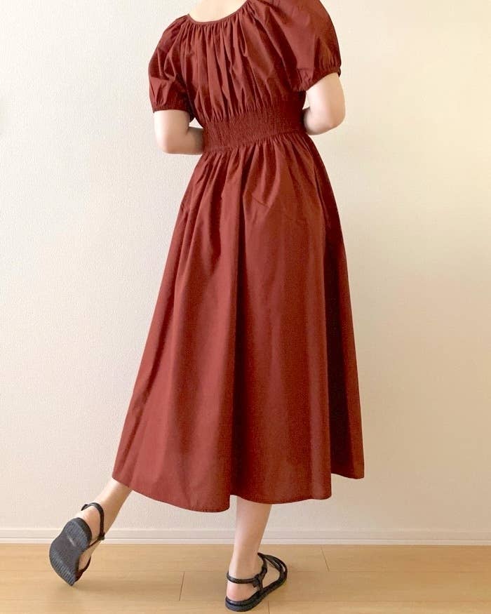 UNIQLO（ユニクロ）のおすすめファッションアイテム「ボリュームスリーブワンピース」