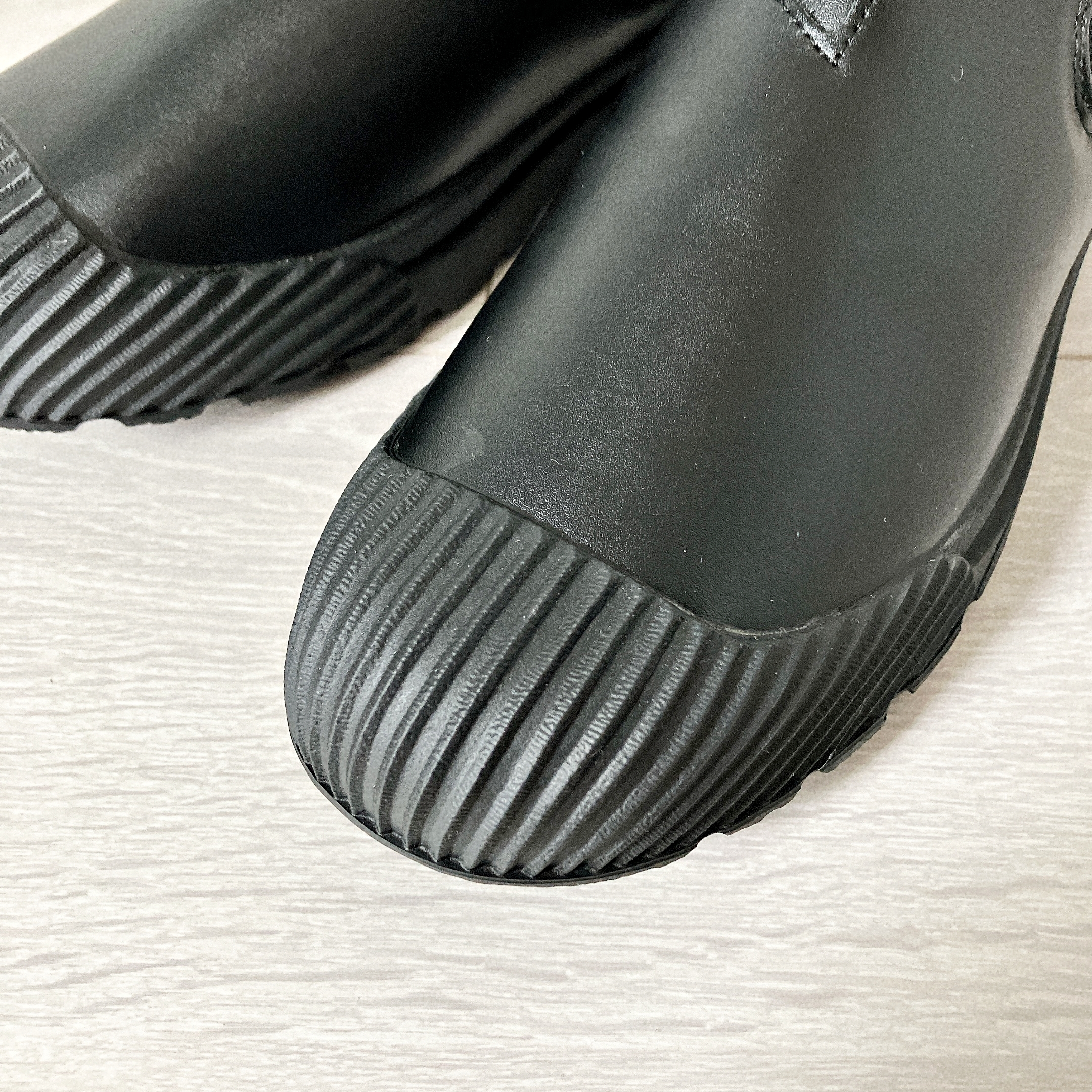 GU（ジーユー）のおすすめブーツ「レインブーツ」