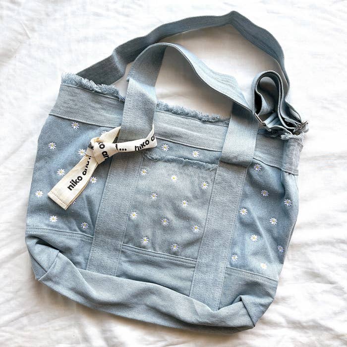 ニコアンドのオススメのバッグ「オリジナルキャンバス2WAYショルダーバッグ」