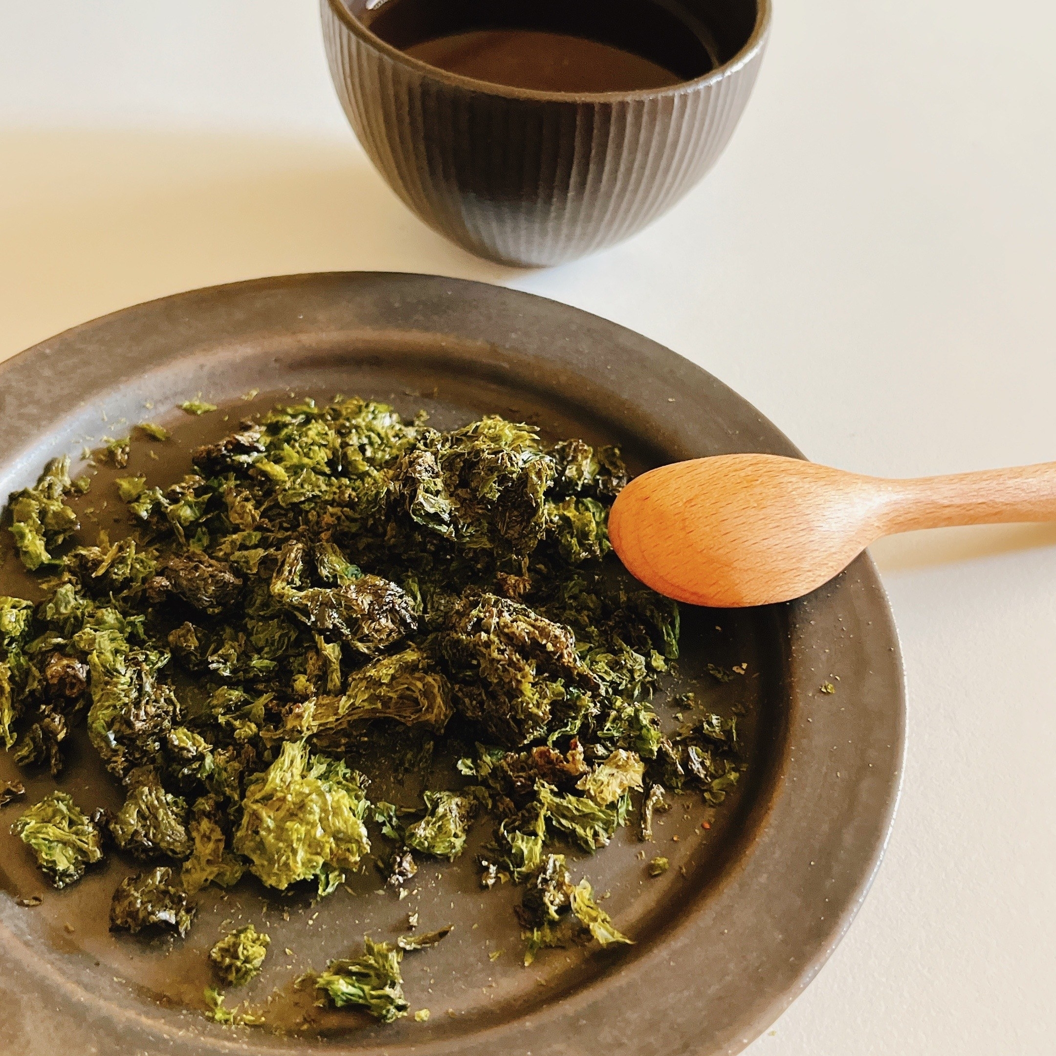 カルディのおすすめおやつ「おやつ海苔(わさび味)」「おやつ海苔(ごま味)」