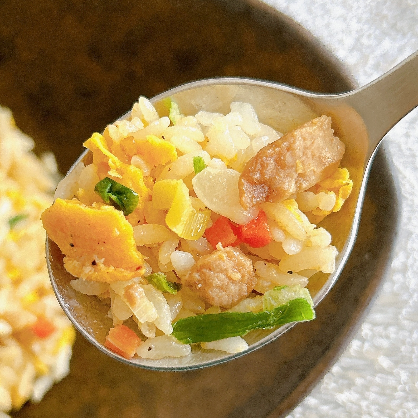 LAWSON(ローソン)のおすすめ冷凍食品「5種具材の香味炒飯」