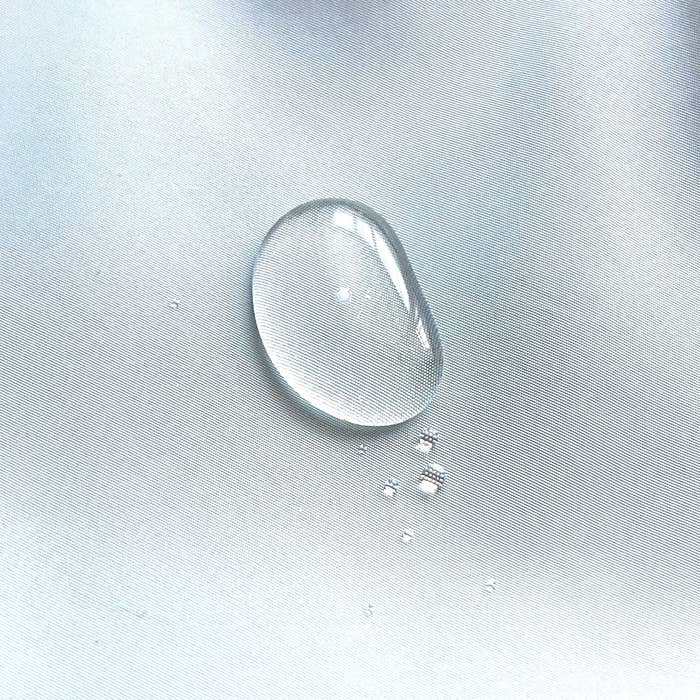 グローバルワークのオススメのバッグ「撥水軽量シャーリング2WAYショルダー」