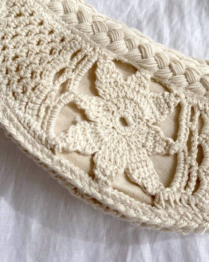 ZARA（ザラ）のおすすめバッグ「マクラメショルダーバッグ」