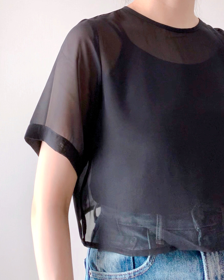 GU（ジーユー）のおすすめファッション「2ピースシアーTブラウス（半袖）」