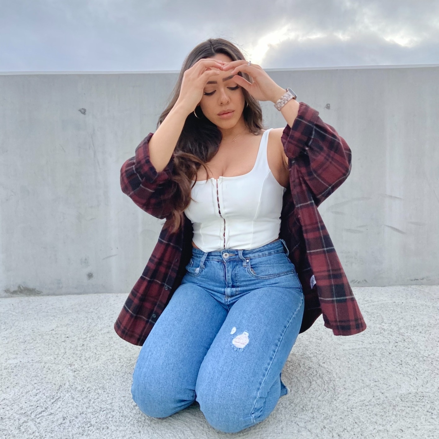 Reviewer wearing the white top