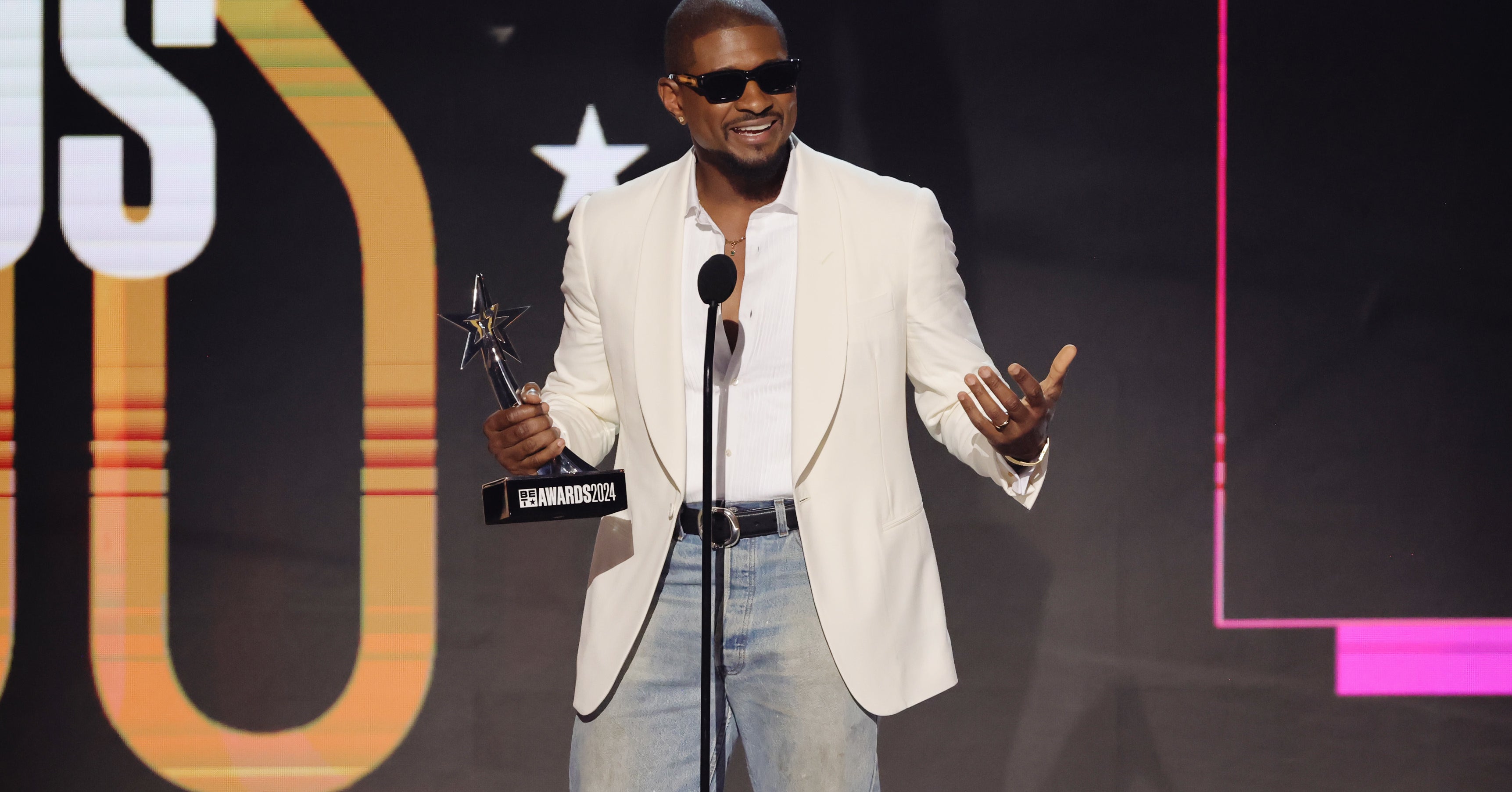 Usher accepts BET Lifetime Award