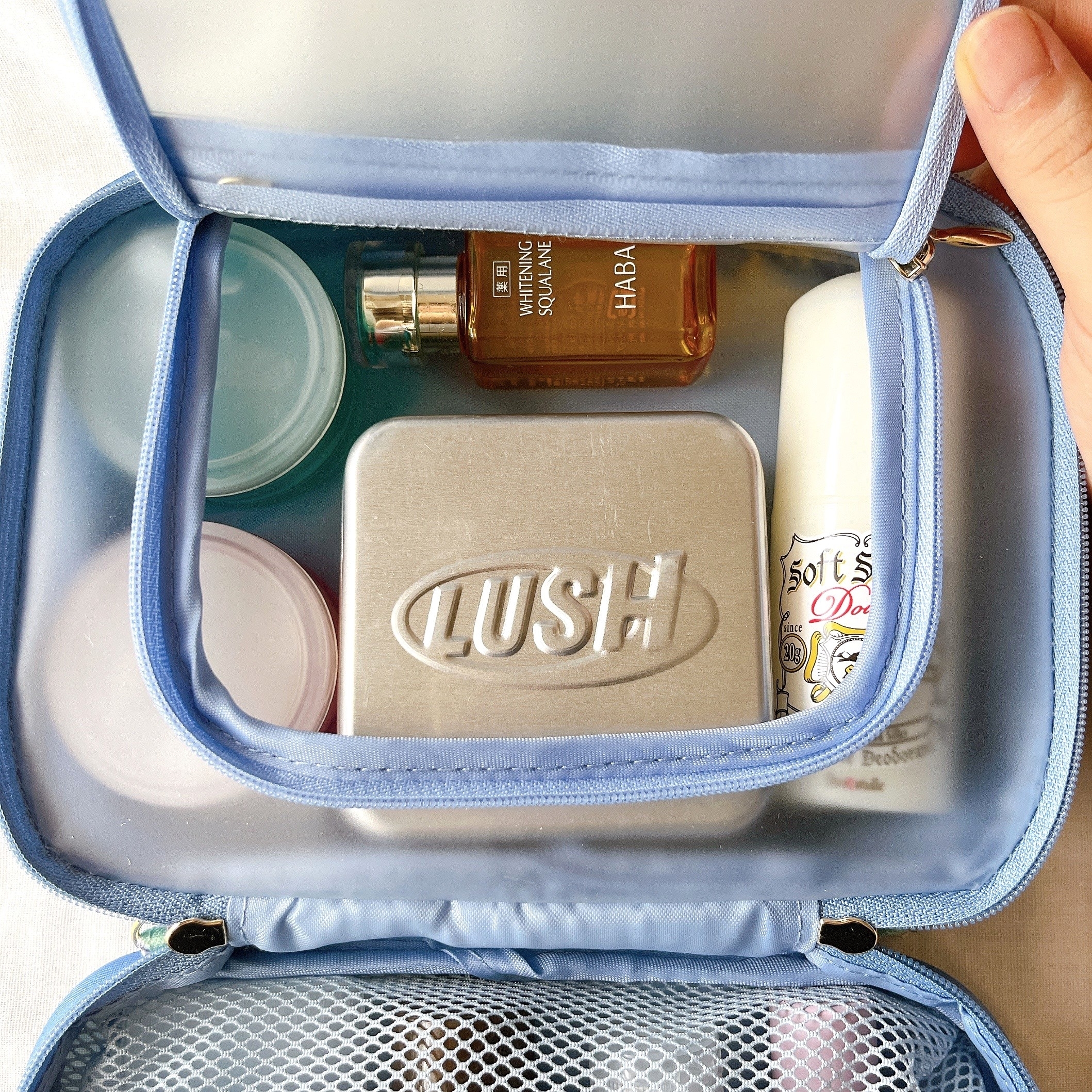 アフタヌーンティーのオススメのポーチ「ブロックプリント調バニティポーチ」