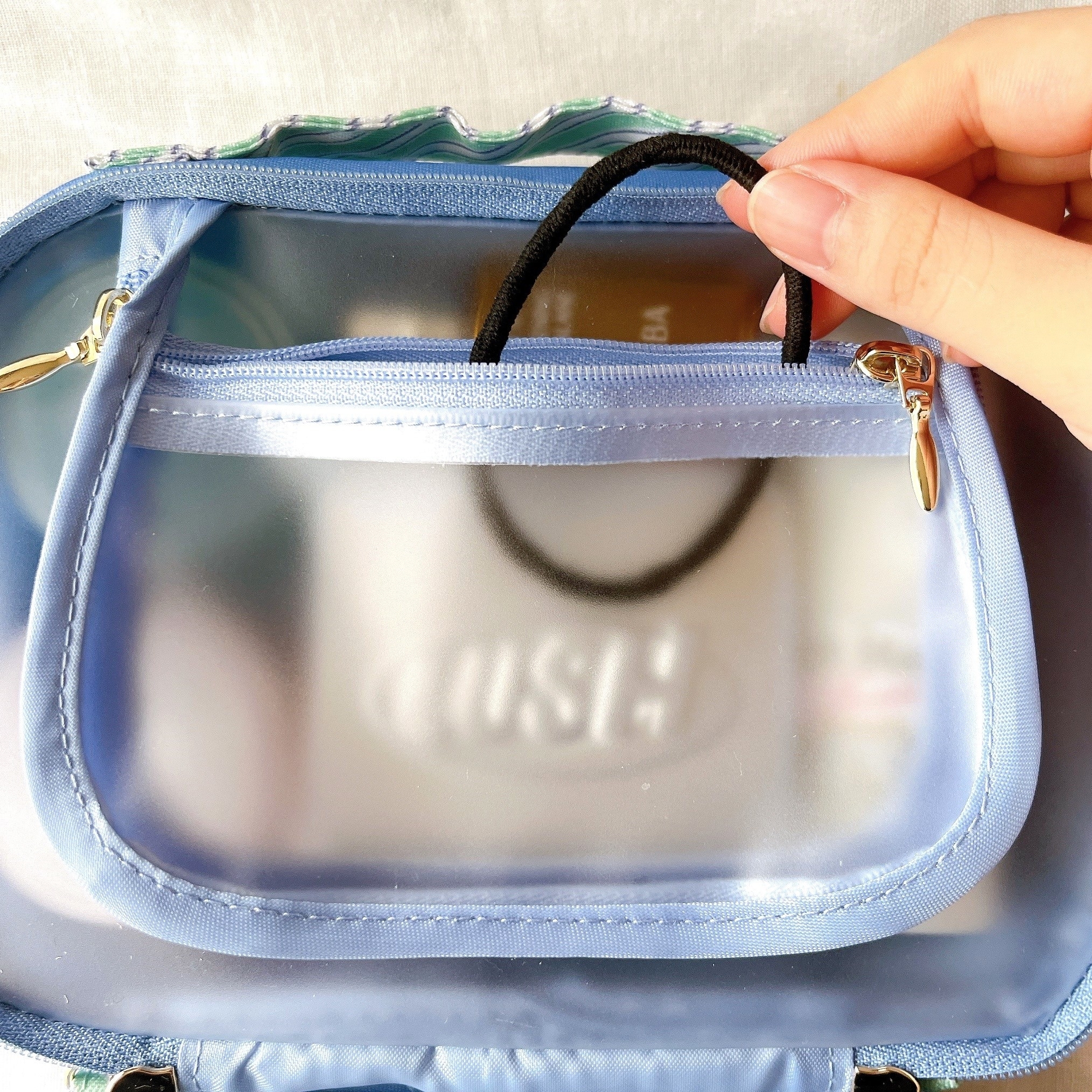 アフタヌーンティーのオススメのポーチ「ブロックプリント調バニティポーチ」