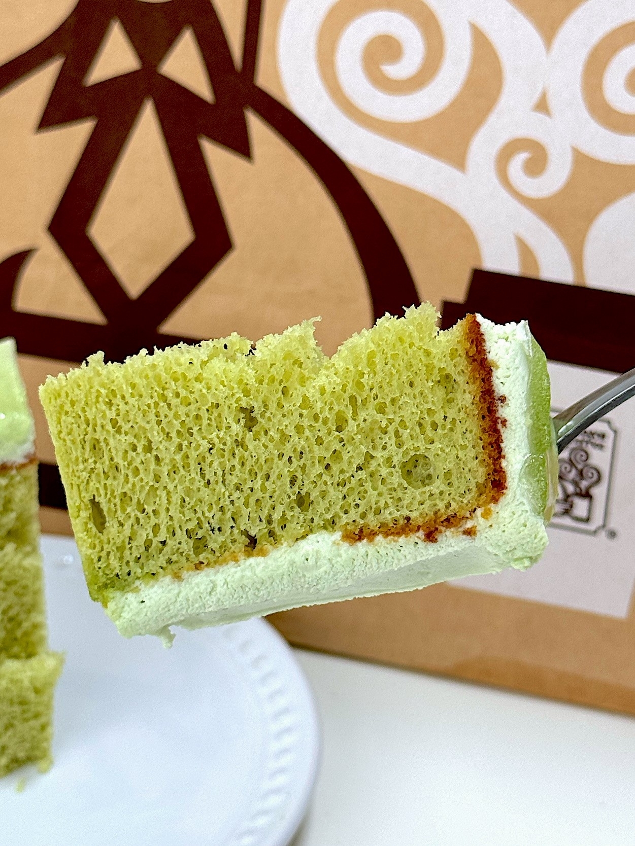 コメダ珈琲店のオススメのスイーツ「ふわる シャインマスカットシフォン」