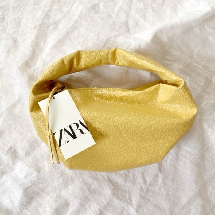 ZARAのオススメのバッグ「ショルダーバッグ」