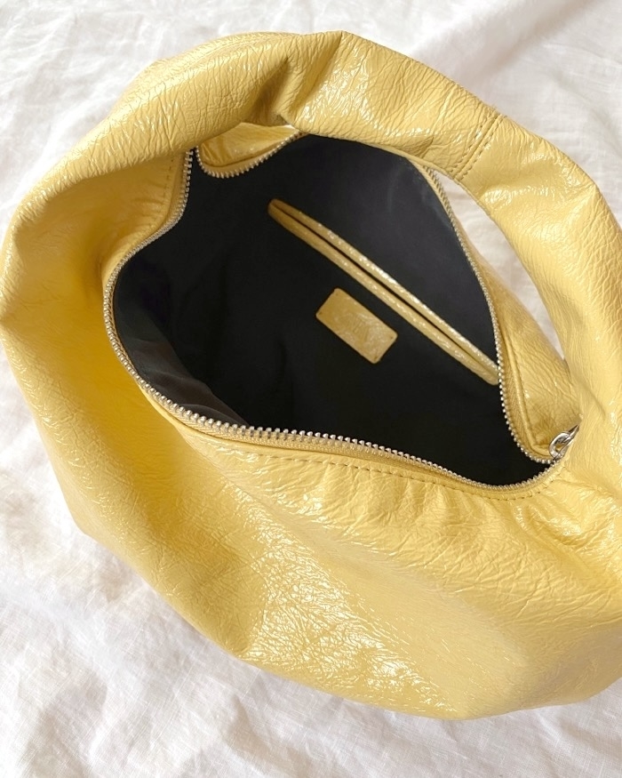 ZARAのオススメのバッグ「ショルダーバッグ」