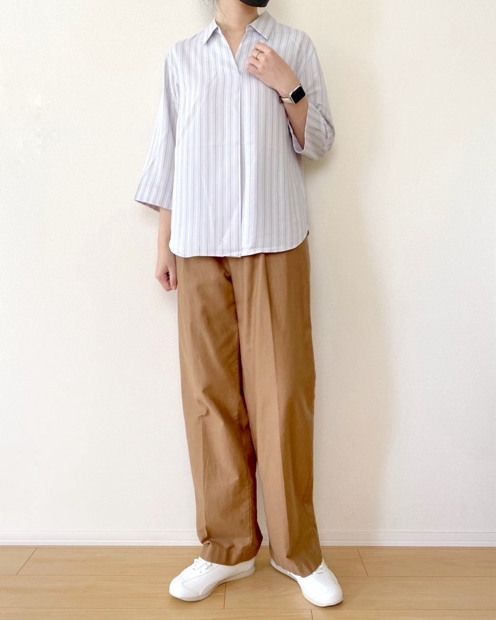 ユニクロのオススメのブラウス「レーヨンスキッパーブラウス/ストライプ/7分袖」のコーディネート