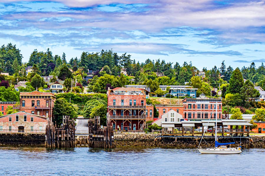 Best Small Towns to Visit in the USA - Staycation Ideas in Small Towns