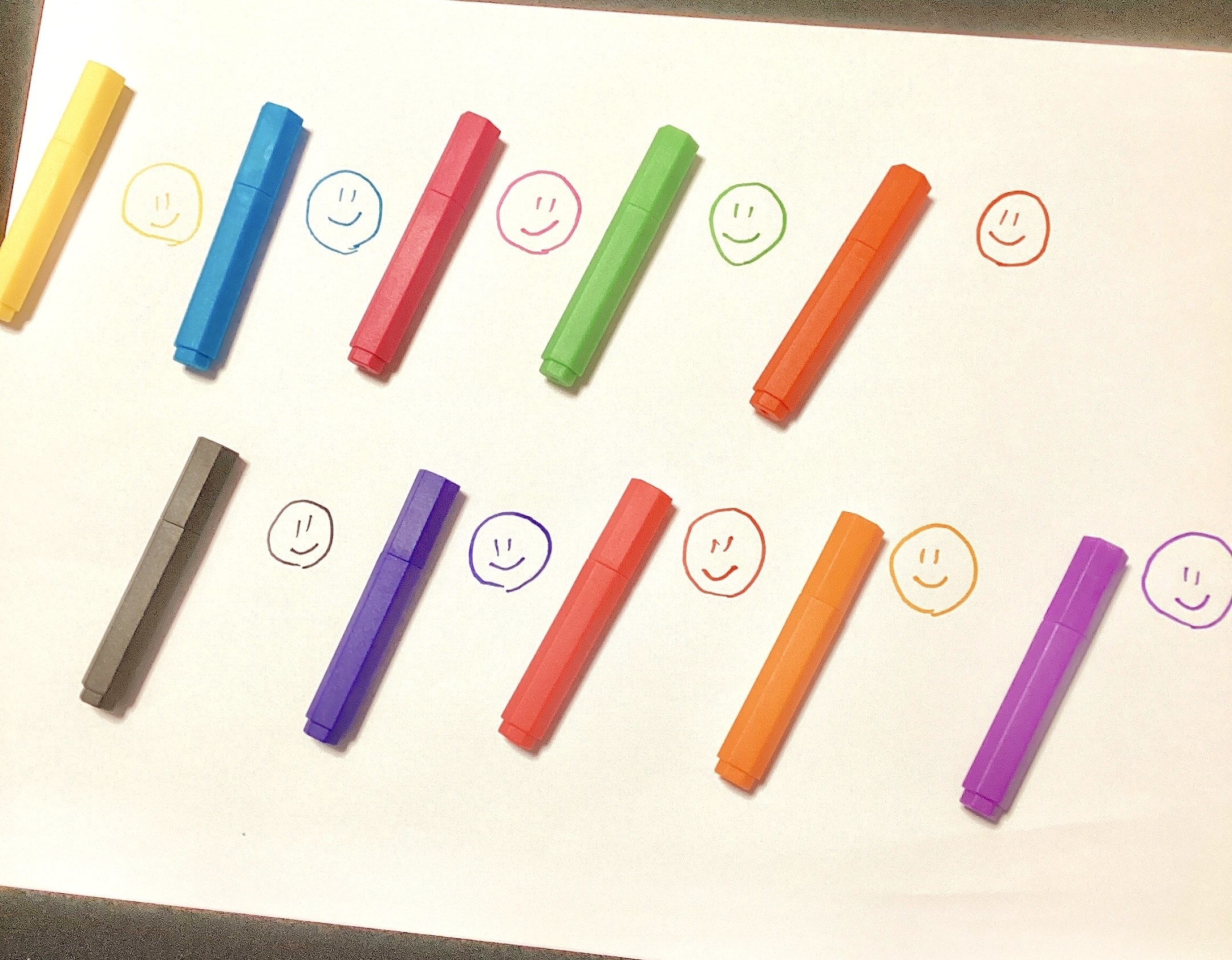 無印良品のおすすめ文具「水性六角ミニカラーペンセット」